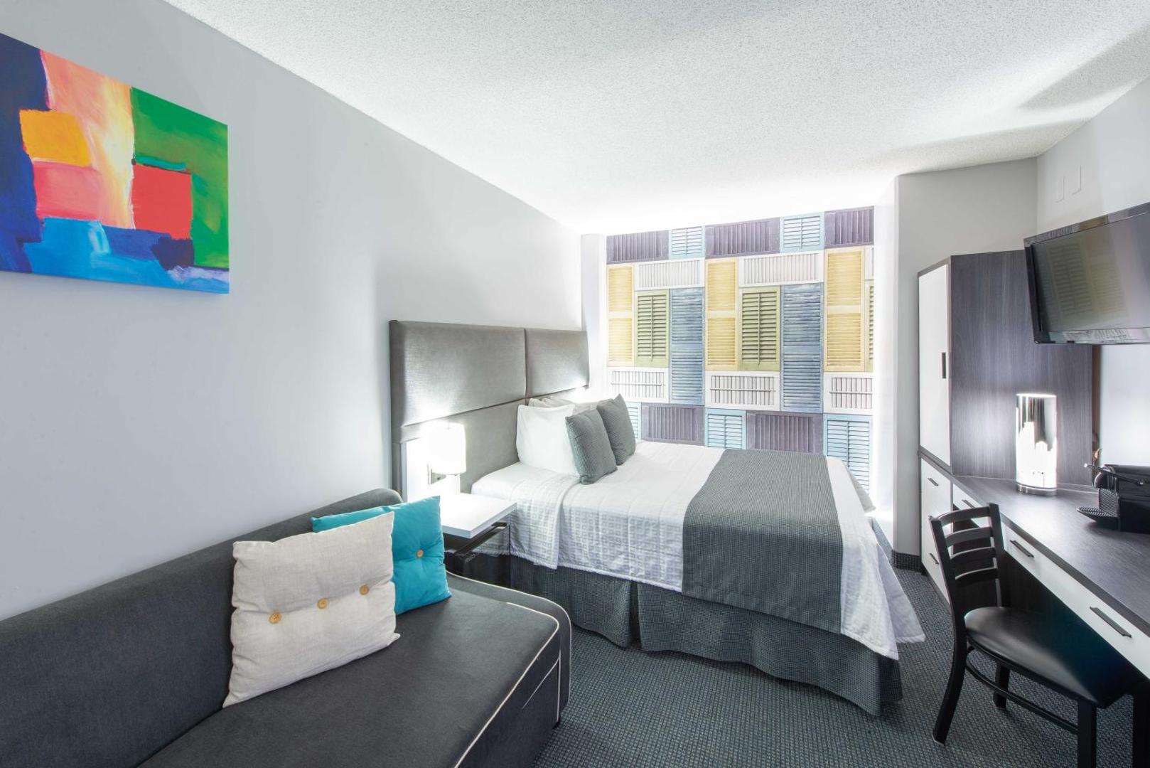 Travelodge Hotel by Wyndham Montreal Centre