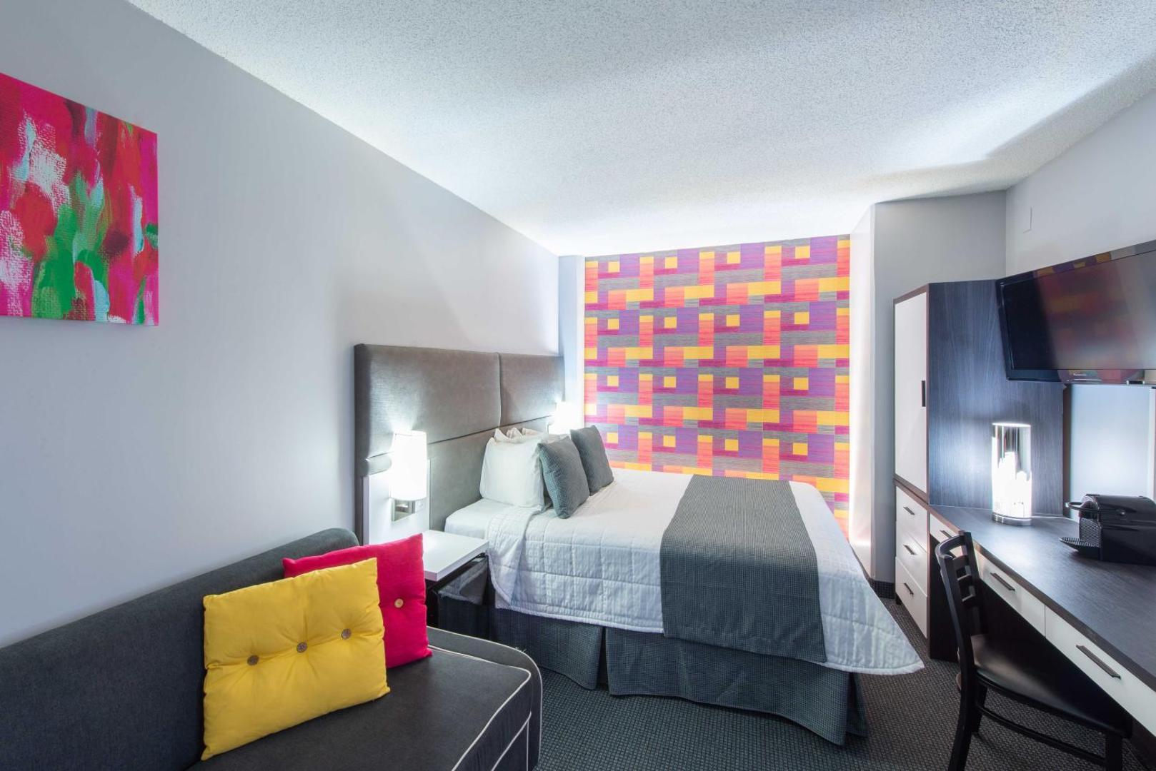 Travelodge Hotel by Wyndham Montreal Centre