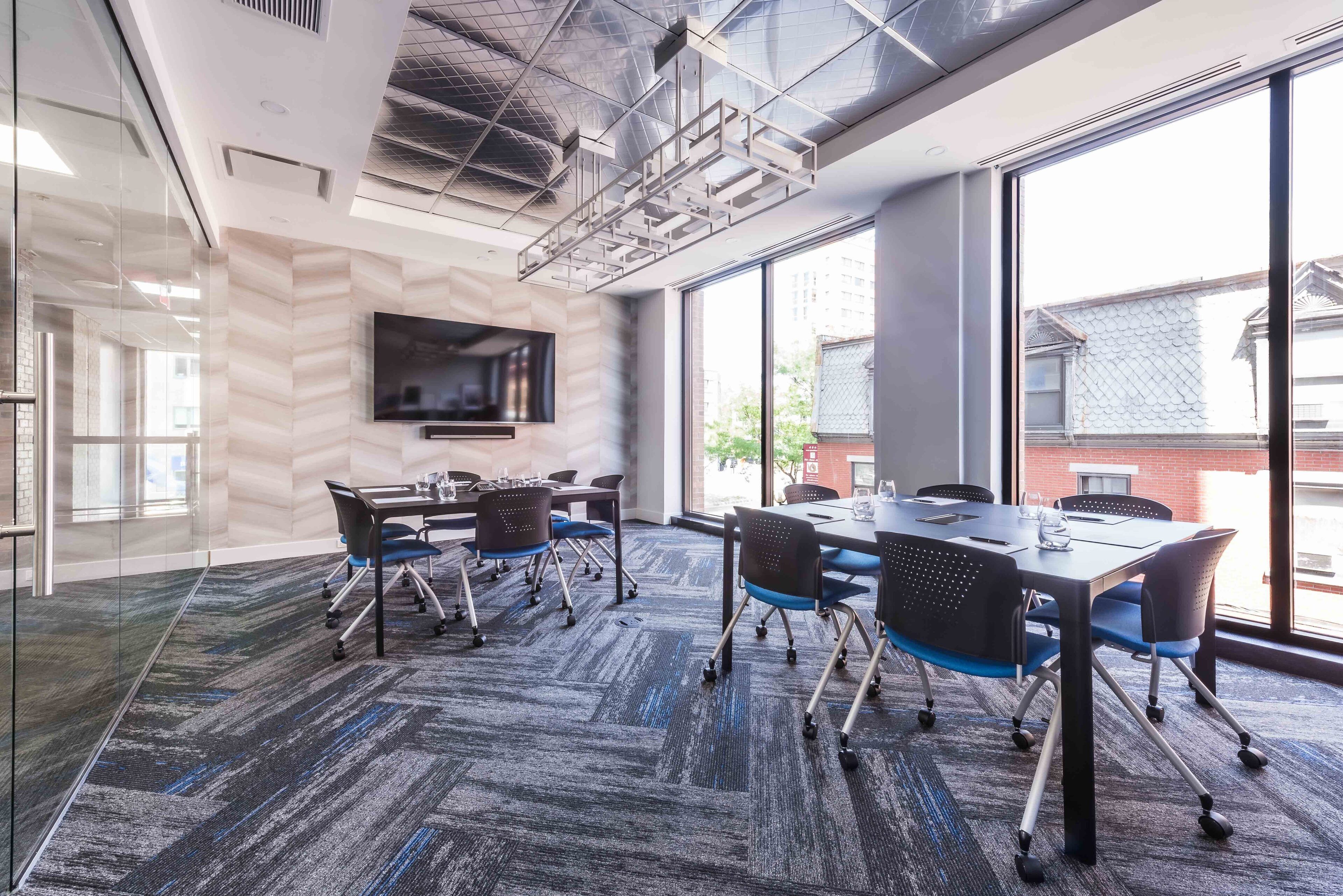 Travelodge Hotel by Wyndham Montreal Centre