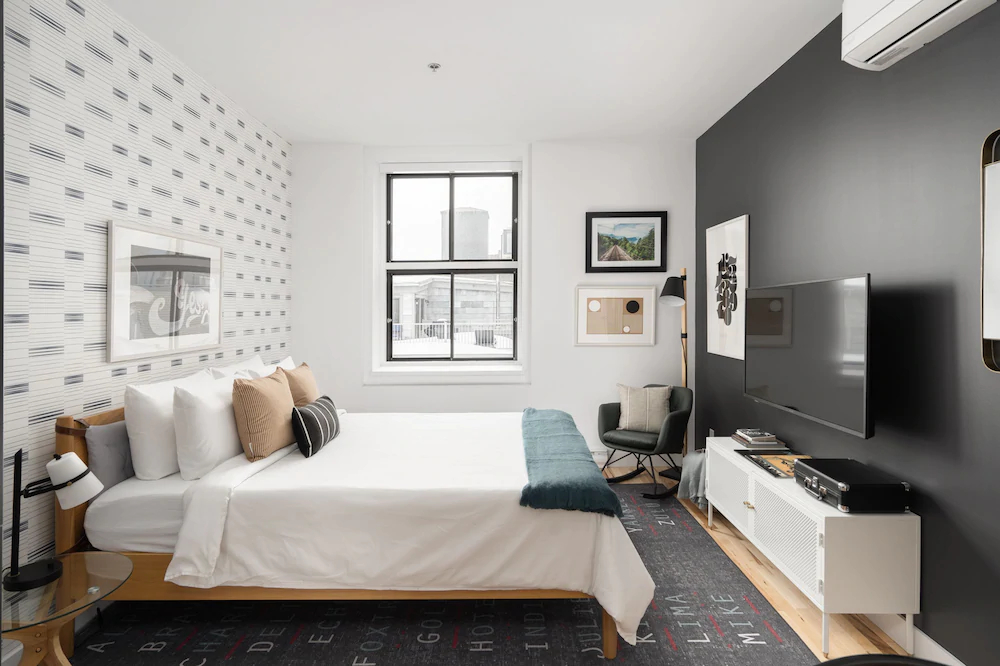 Sonder Le Victoria Apartments Old Montreal