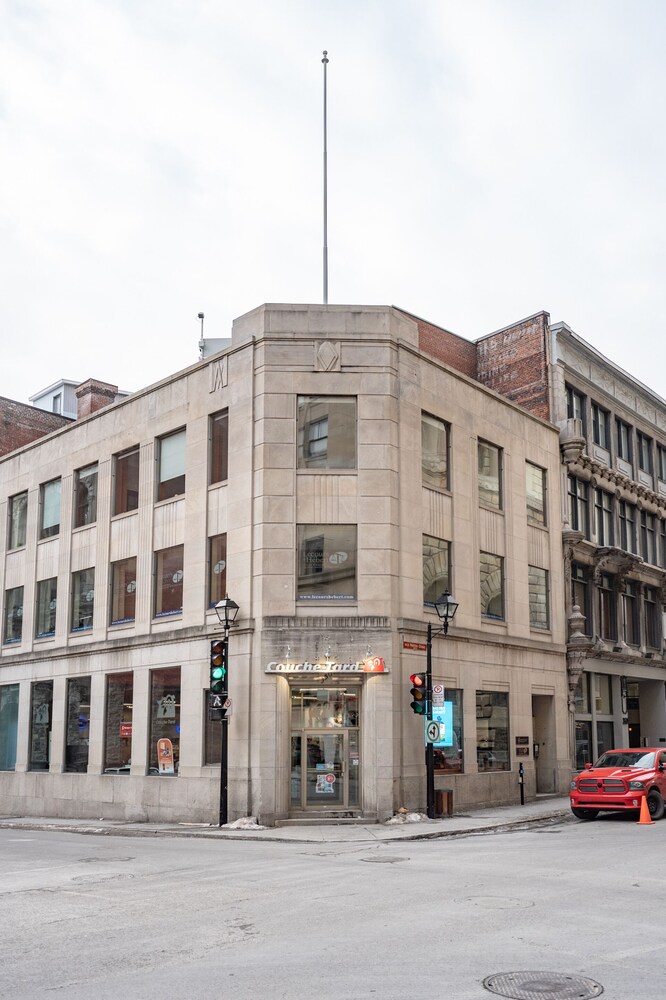 Sonder Le Victoria Apartments Old Montreal