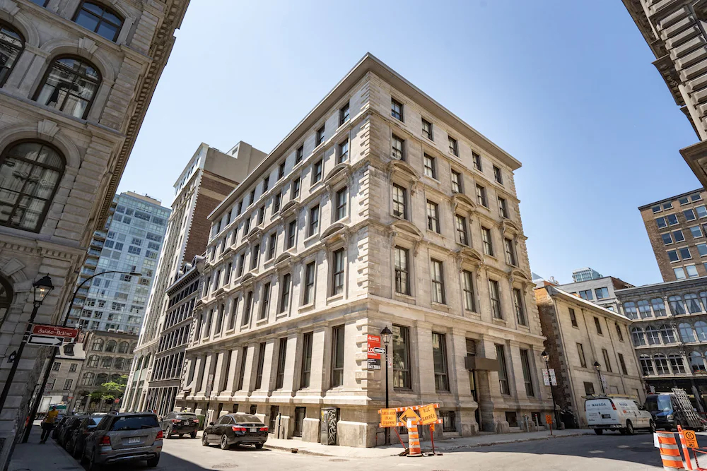 Sonder Le Victoria Apartments Old Montreal
