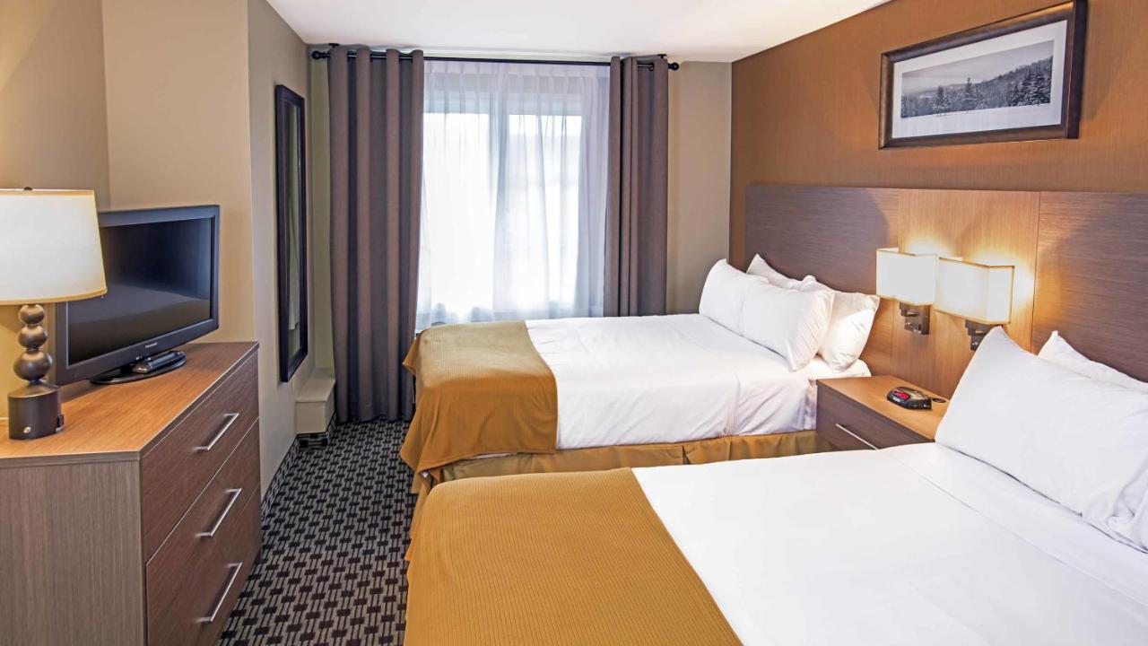 Holiday Inn Express & Suites Tremblant