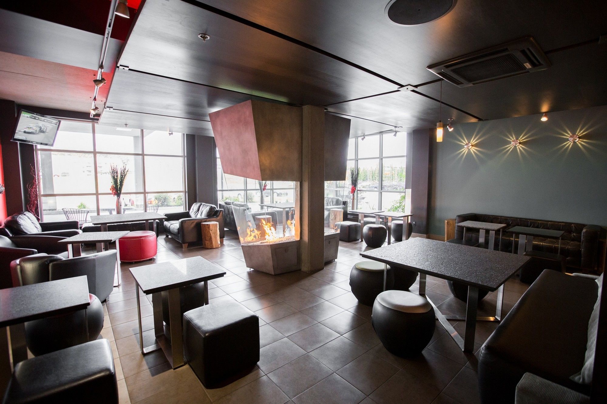 Grand Times Hotel Quebec City Airport