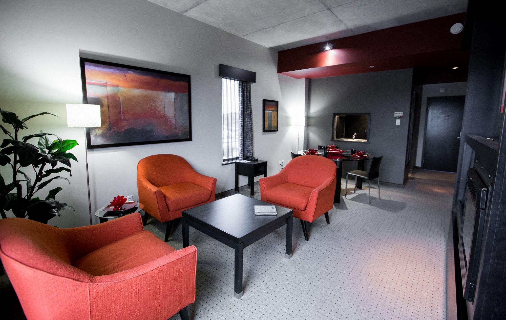Grand Times Hotel Quebec City Airport