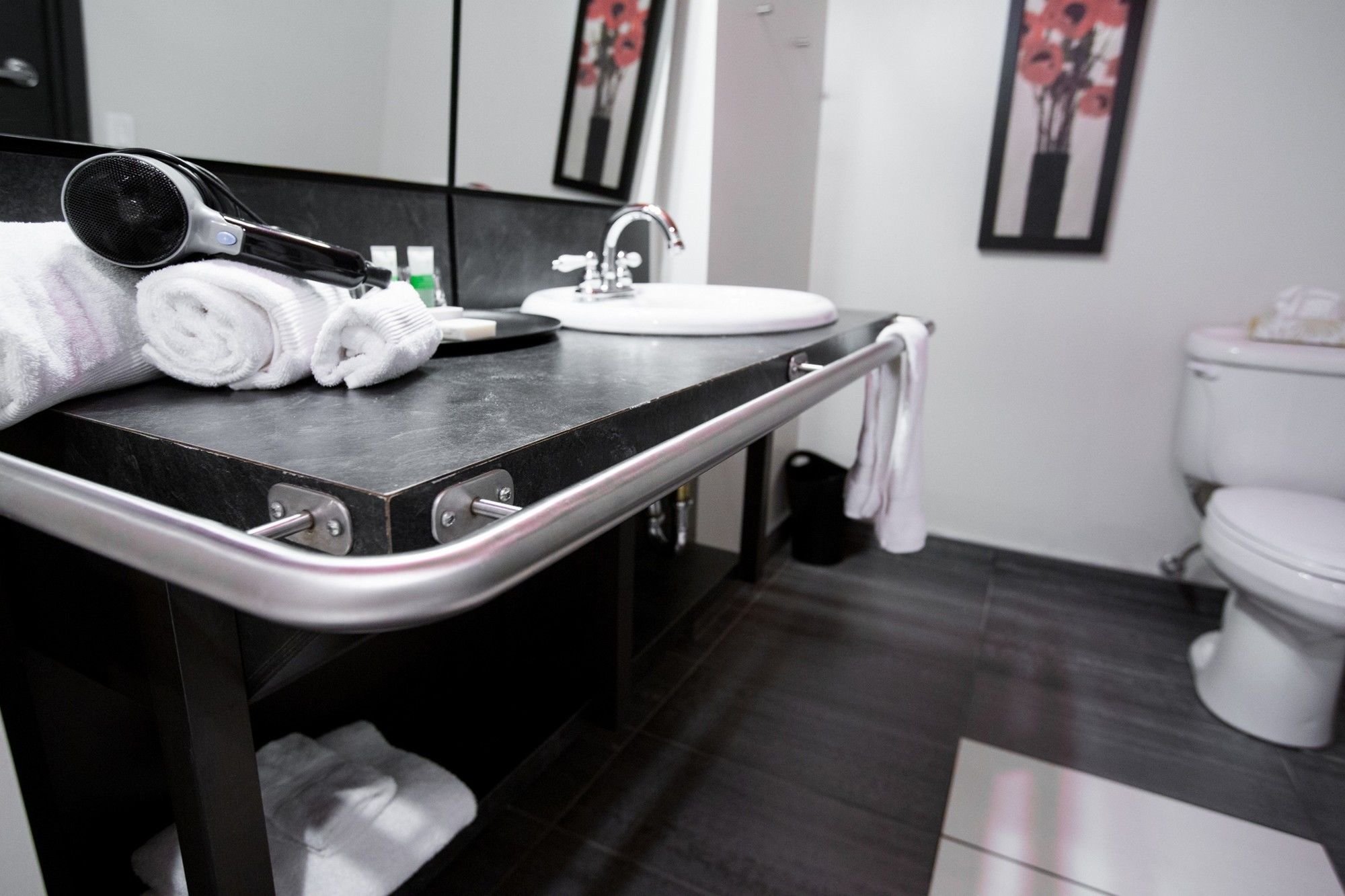 Grand Times Hotel Quebec City Airport