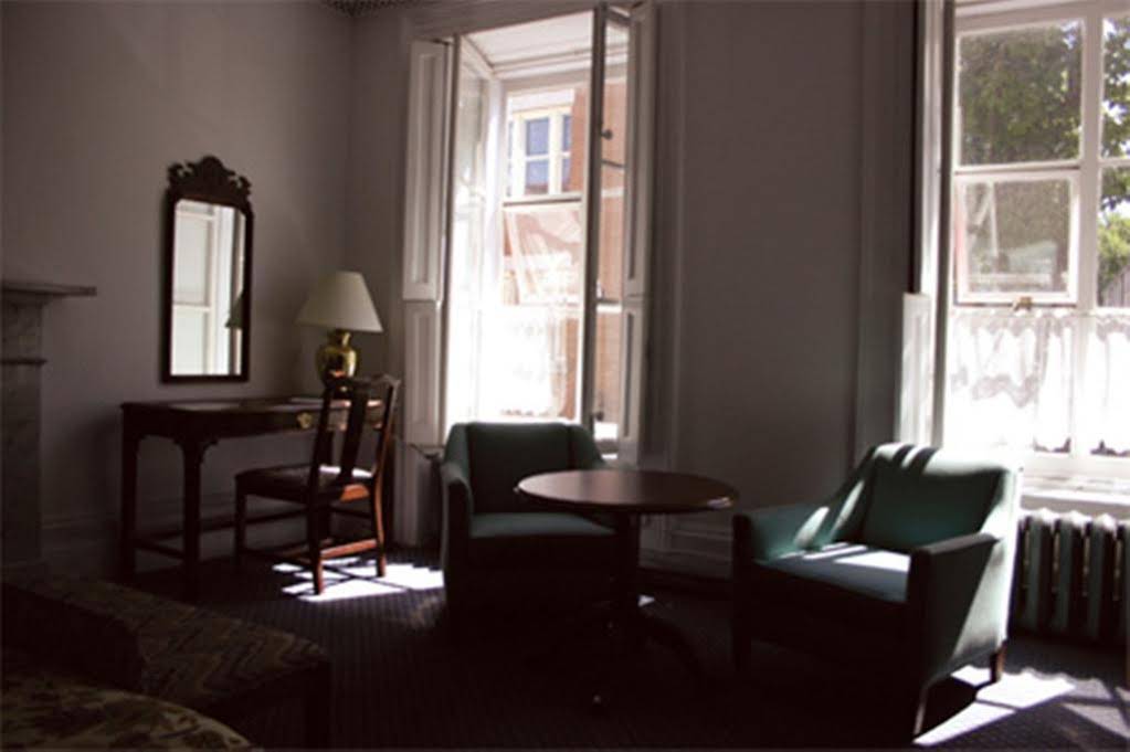 Hotel Le Cavalier Du Moulin