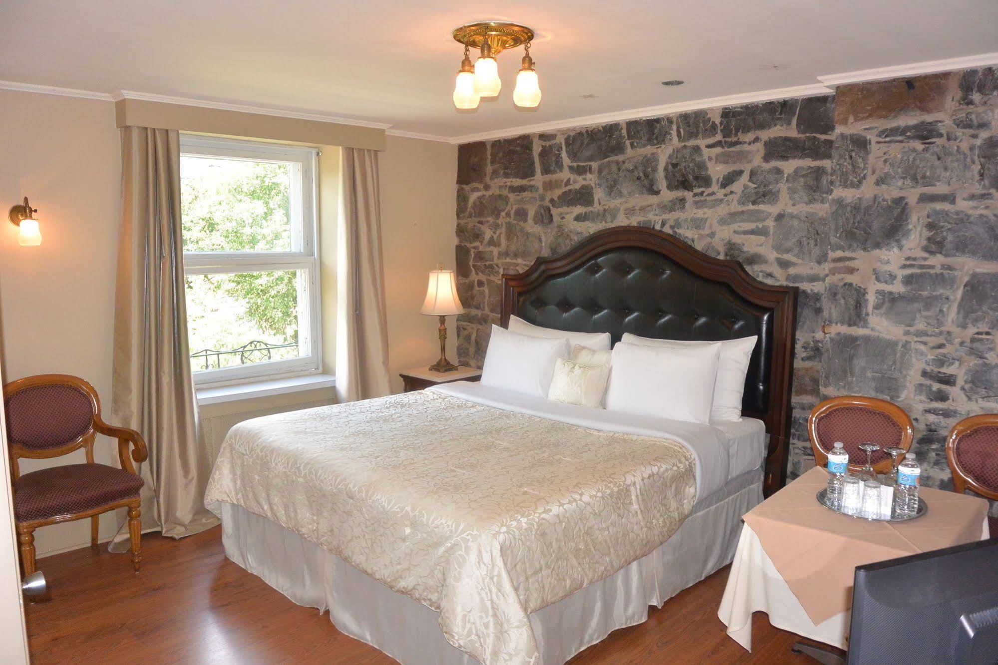 Hotel Manoir Ste-Geneviève