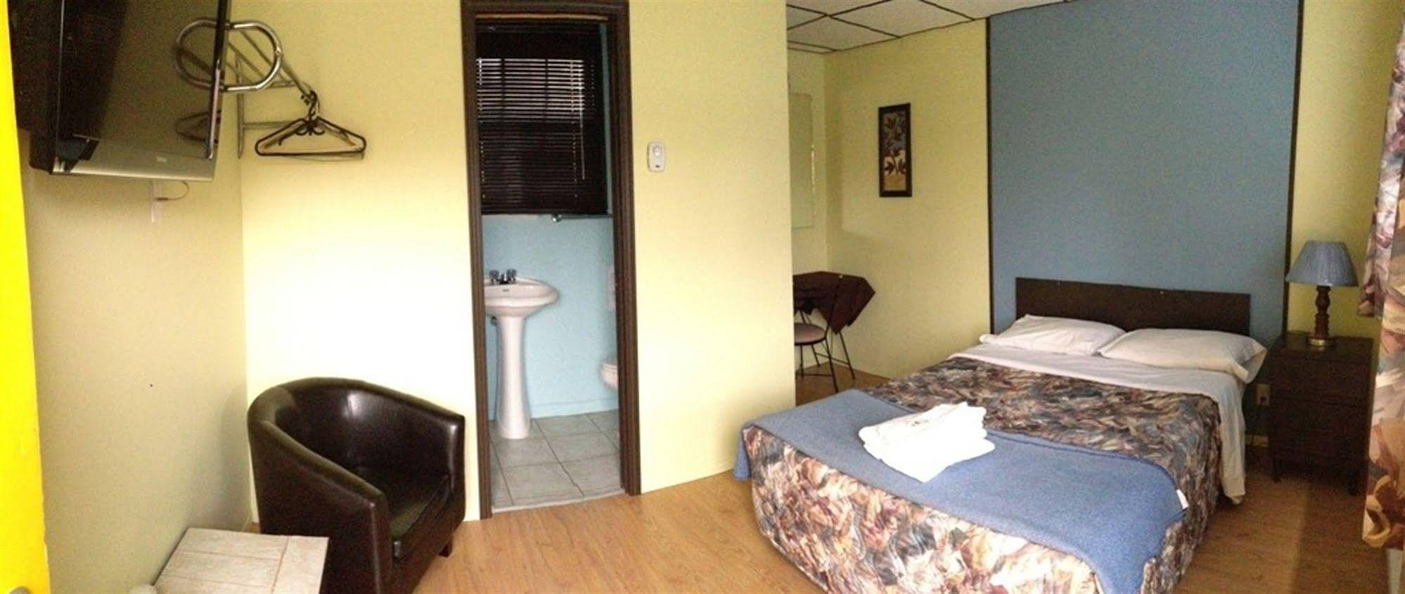 Motel Spring