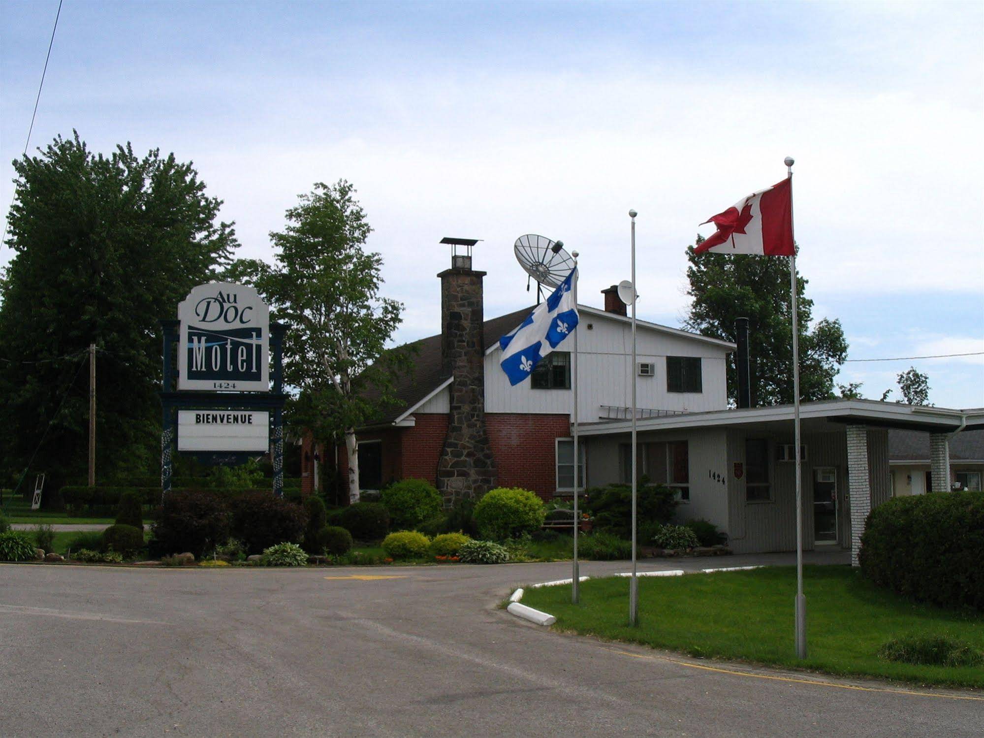 Au Doc Motel