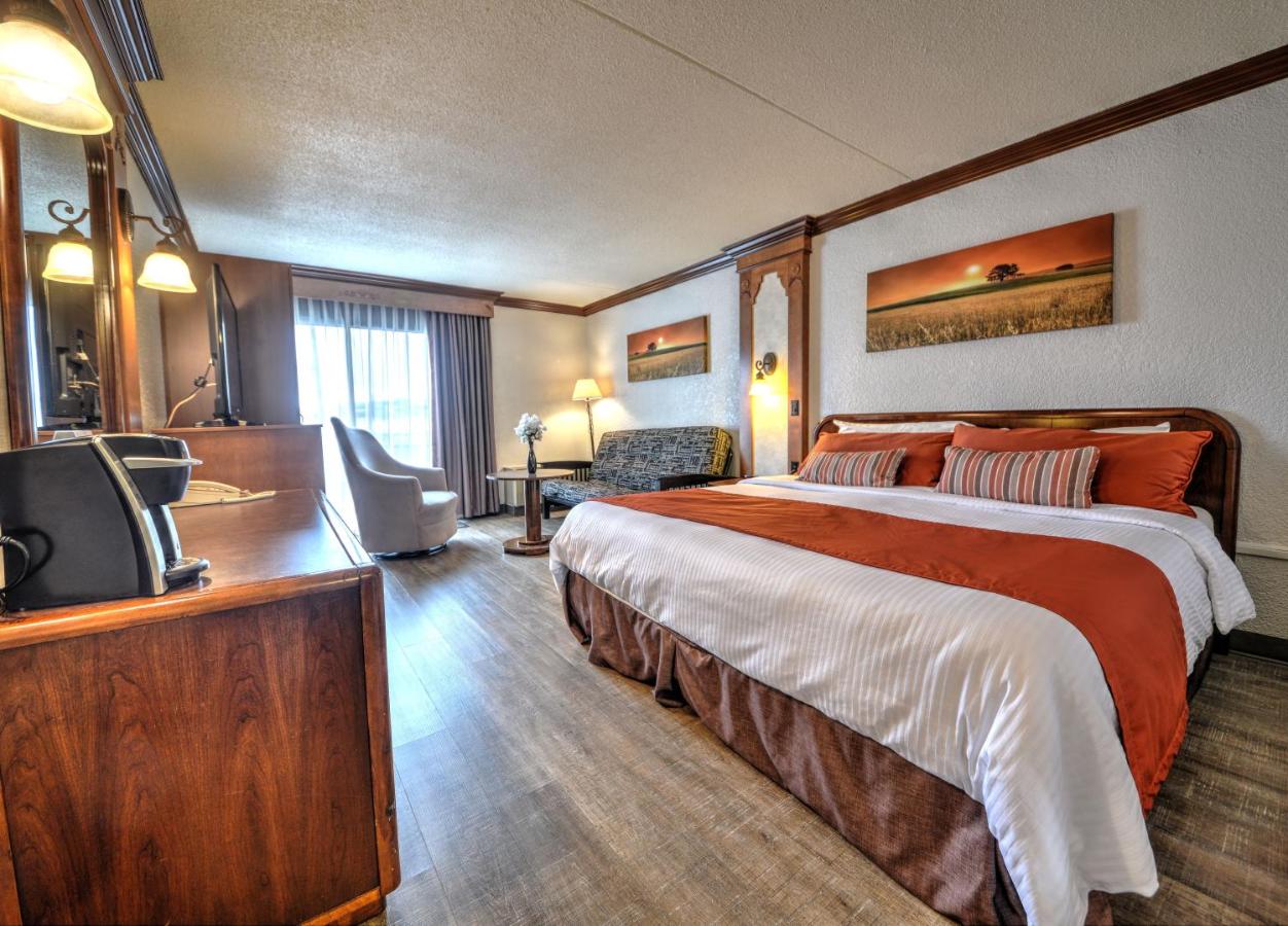 Hotel Universel