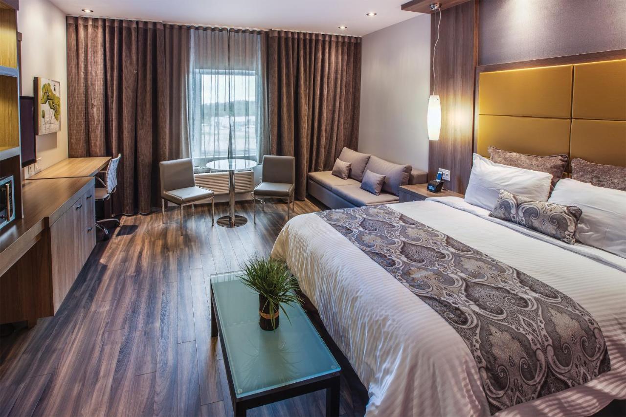 Hotel Universel