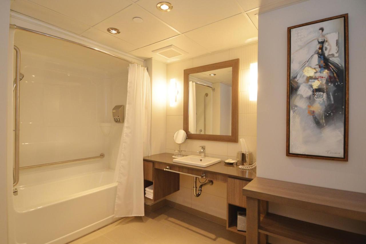 Hotel Universel