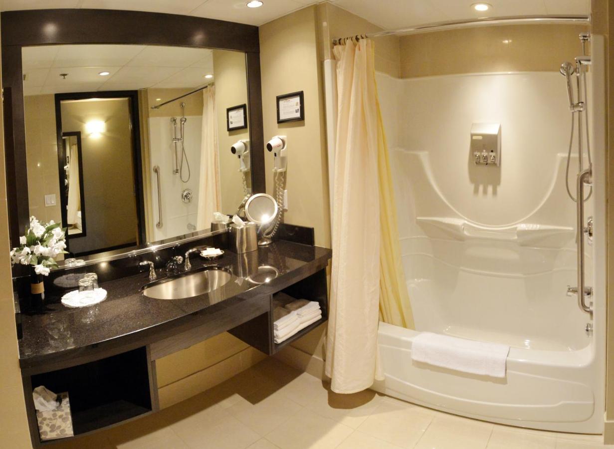 Hotel Universel