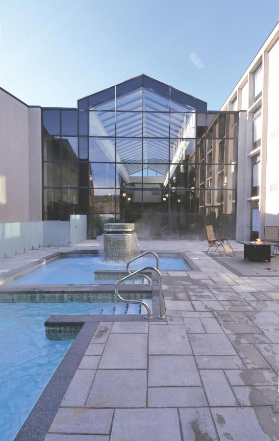 Hotel Universel