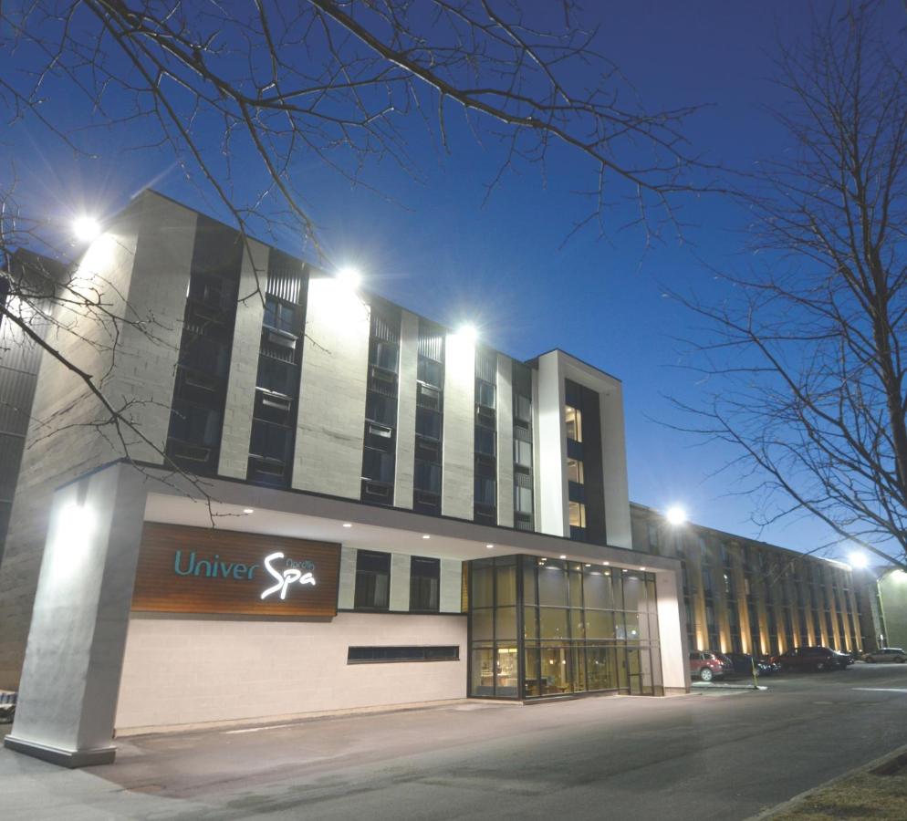 Hotel Universel