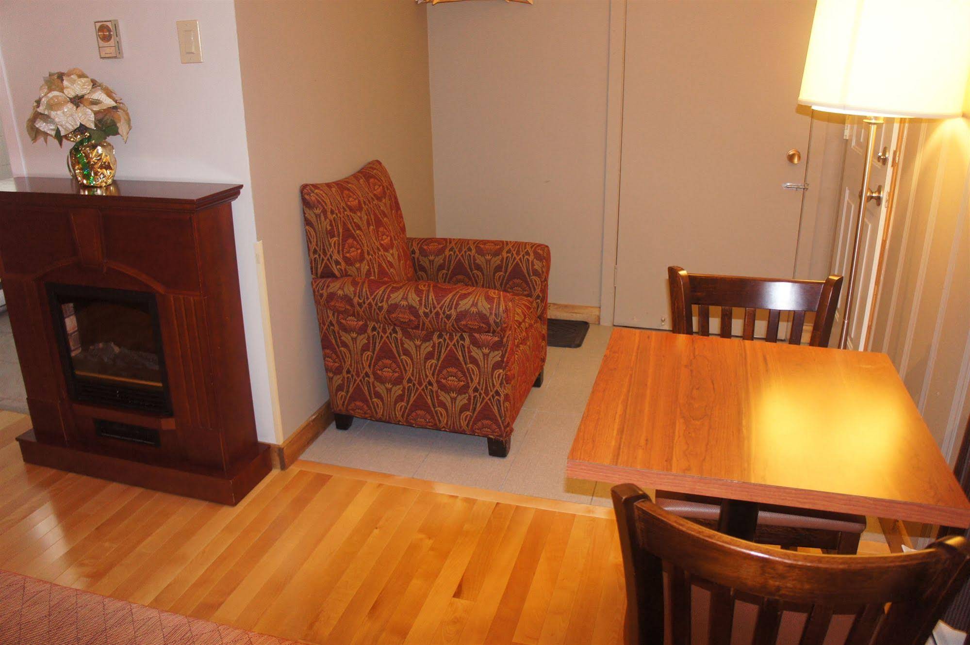 Motel Clair Mont
