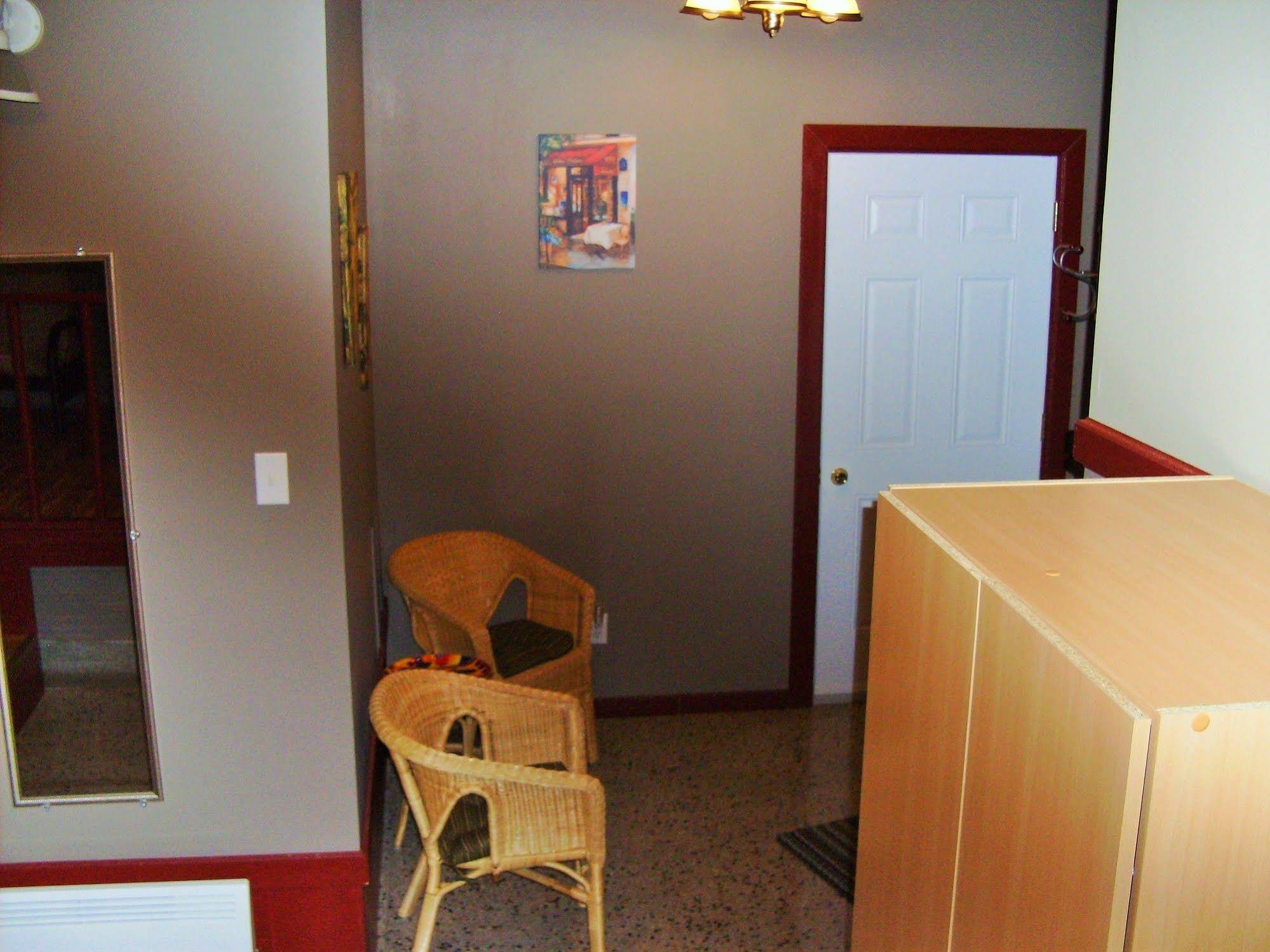 Auberge Internationale Ste-Anne-Des-Monts