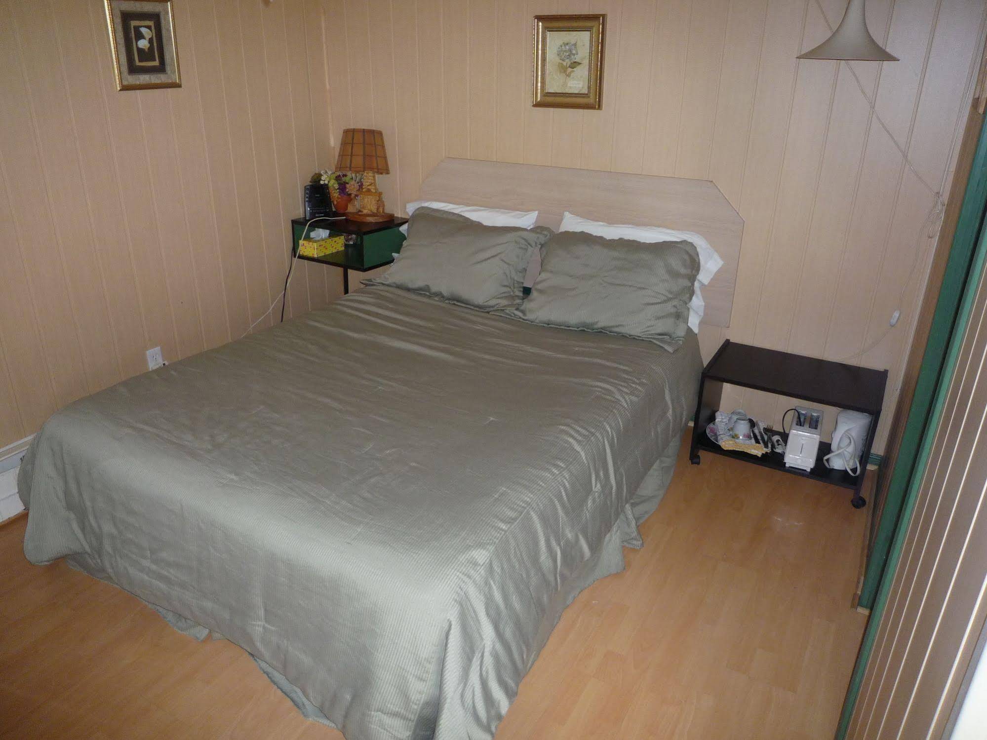 Motel Tracy