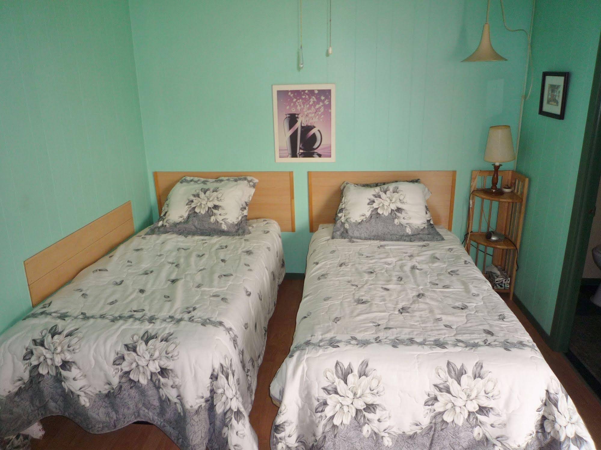 Motel Tracy