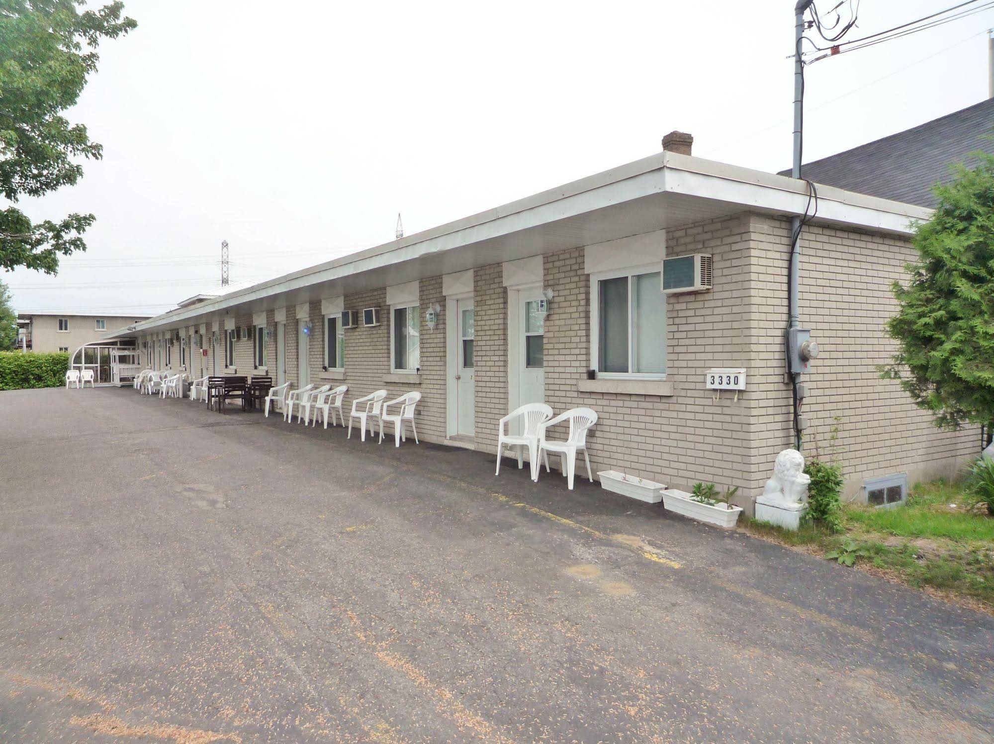 Motel Tracy