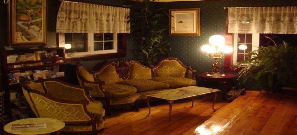 Suttons Haven Inn