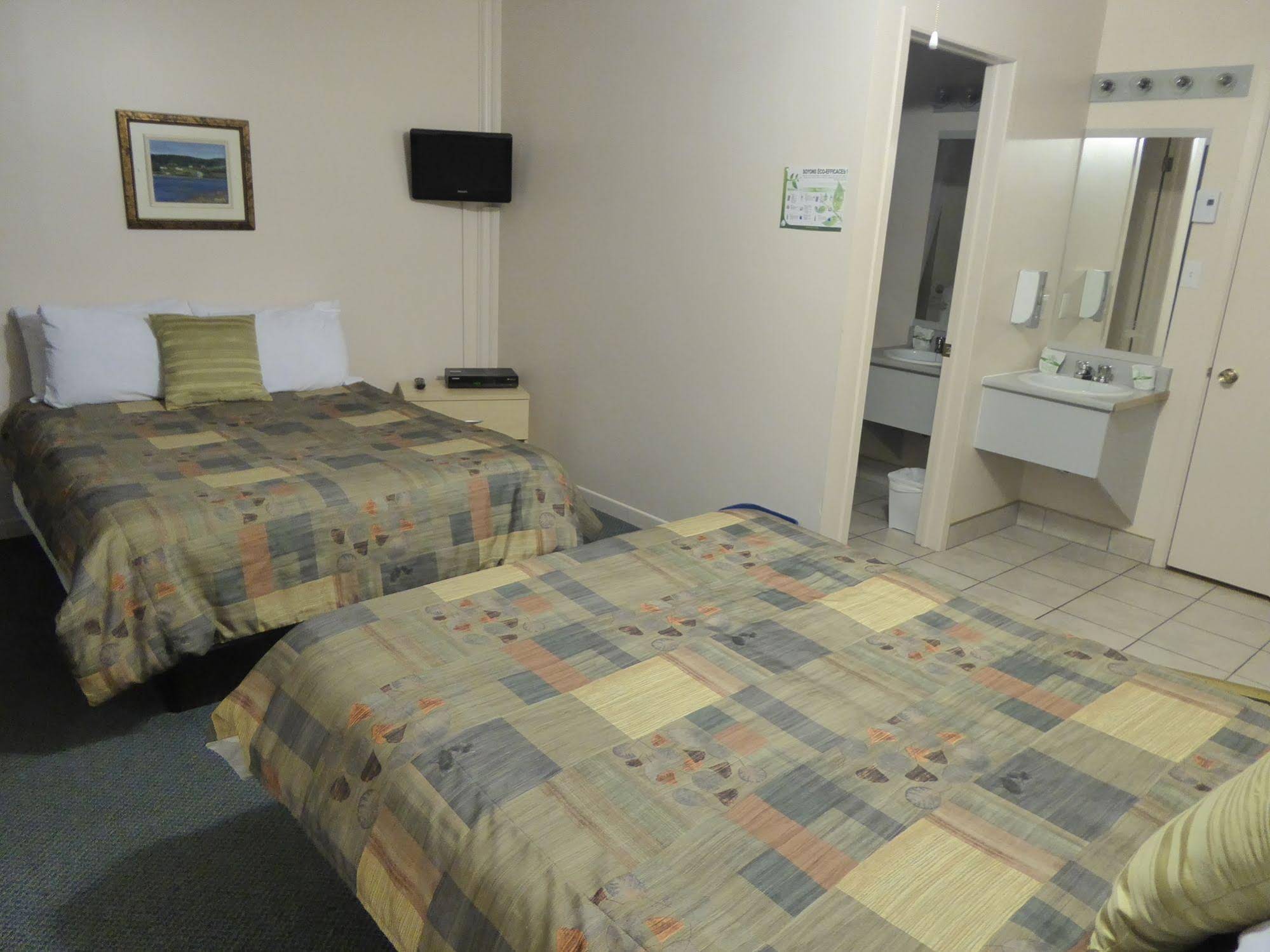 Motel De L'anse A L'eau