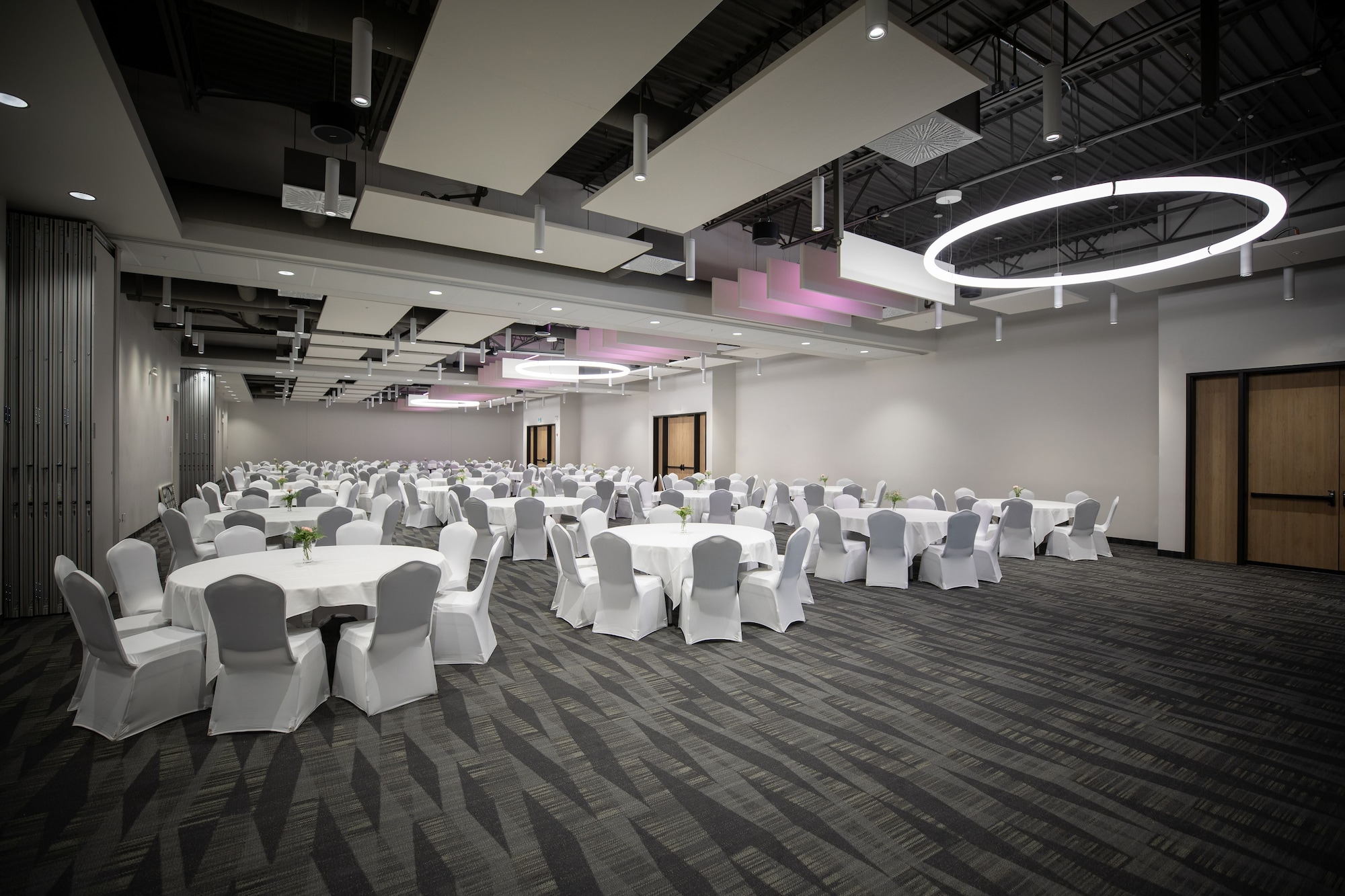 Hotel Du Domaine Resort & Convention Center