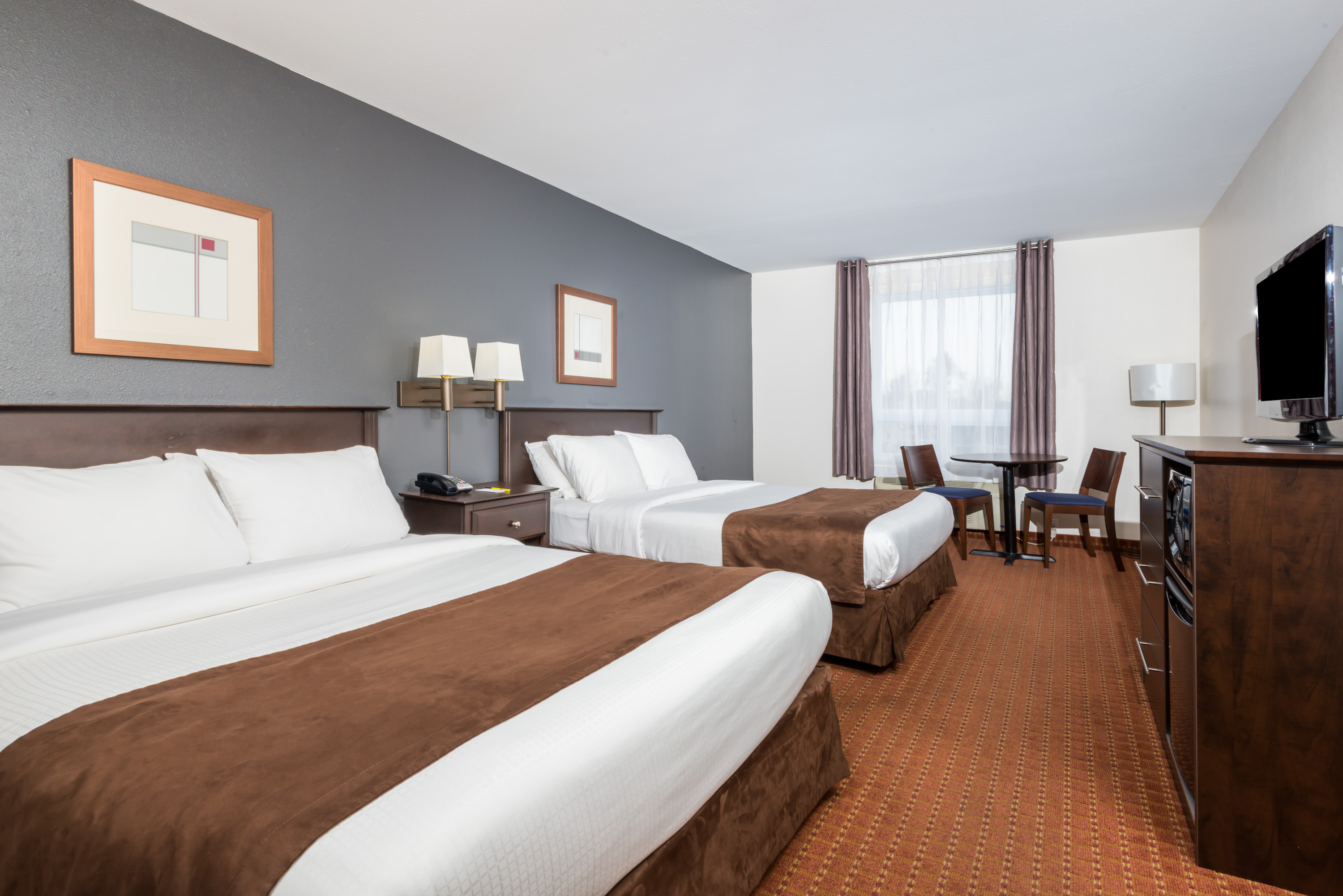Super 8 by Wyndham Trois-Rivieres