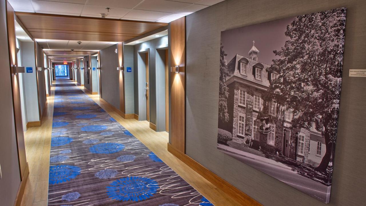 Holiday Inn Express And Suites Vaudreuil Dorion