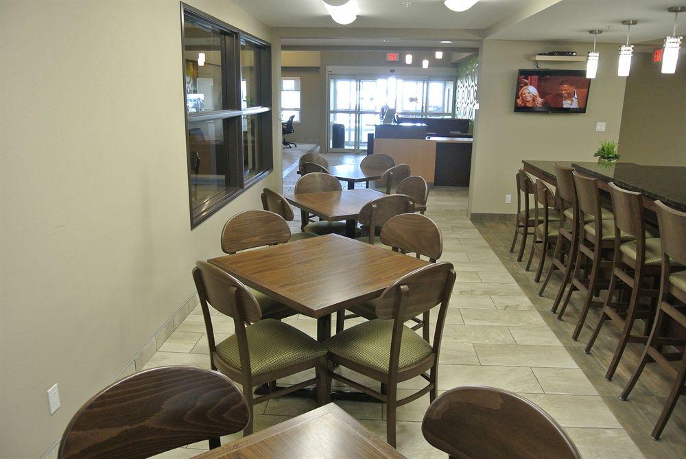 Home Inn & Suites Lloydminster