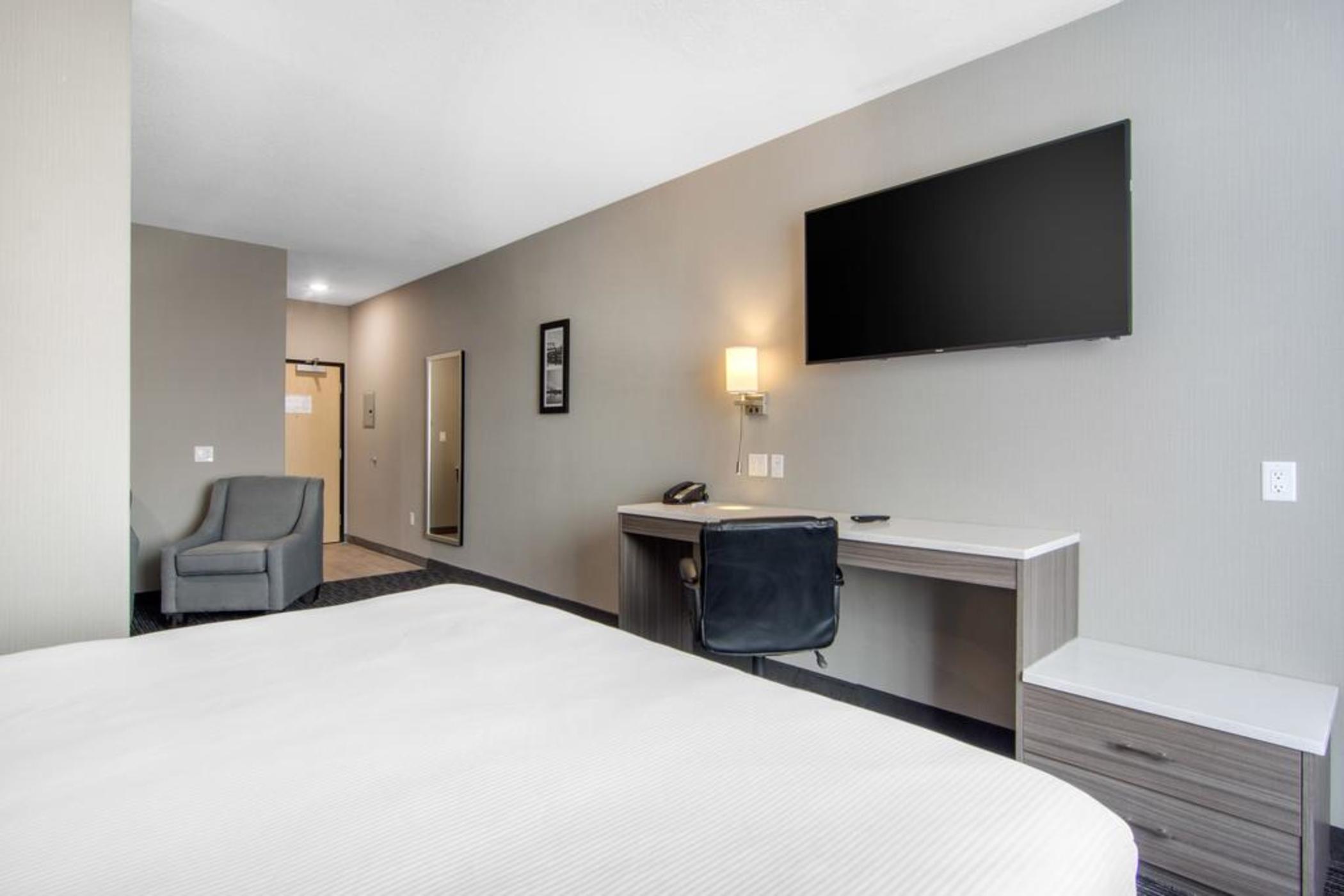 Comfort Inn & Suites North Battleford