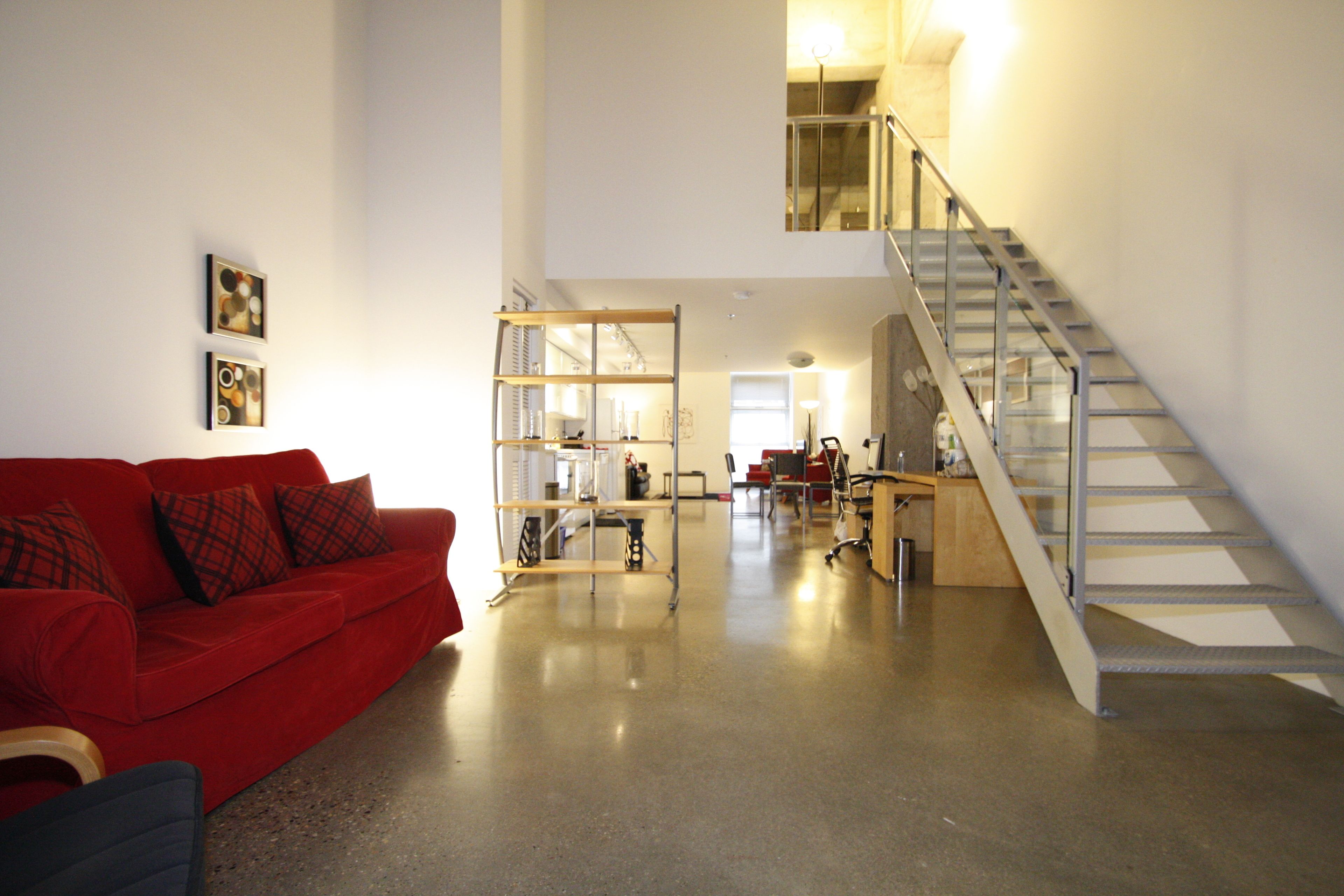 Downtown Loft Style Condo Heated Parking