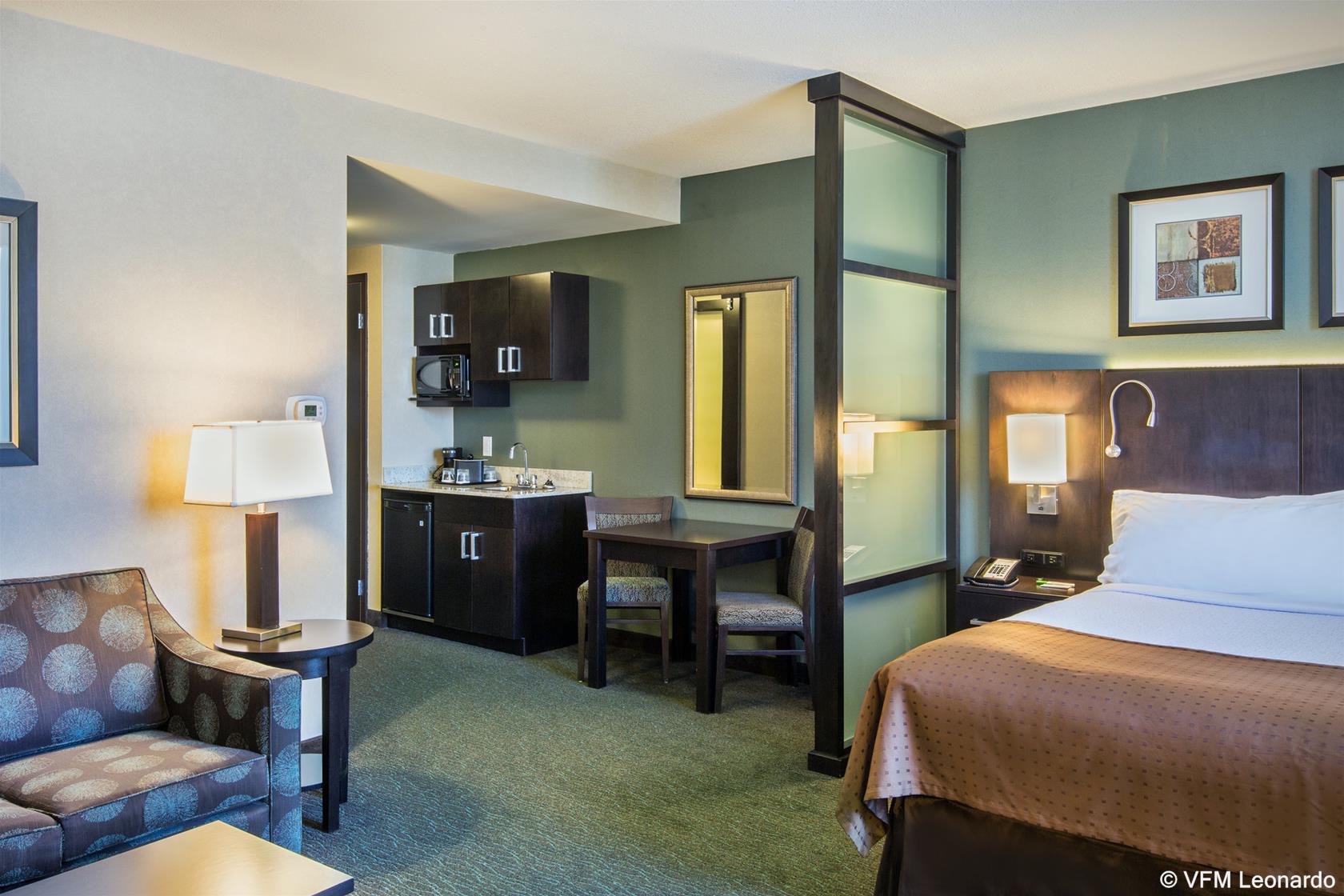 Holiday Inn Hotel & Suites Saskatoon Downtown