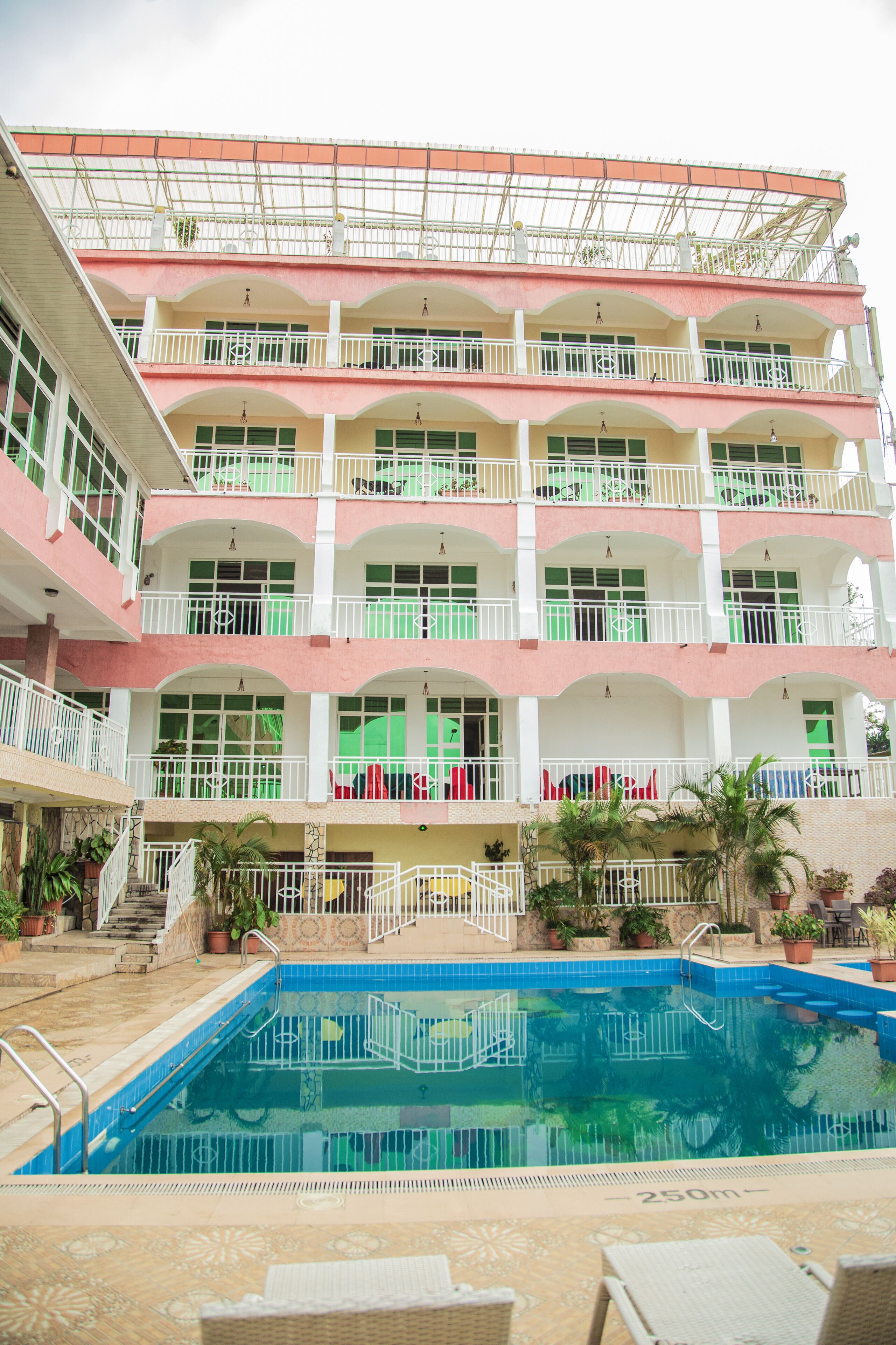 La Joie Plazza Hotel