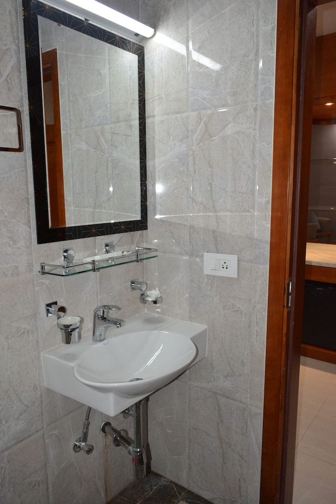 Hotel Platinum