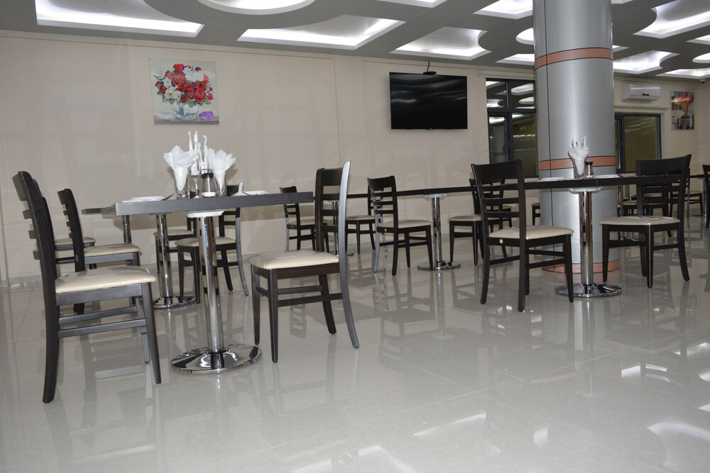 Hotel Platinum