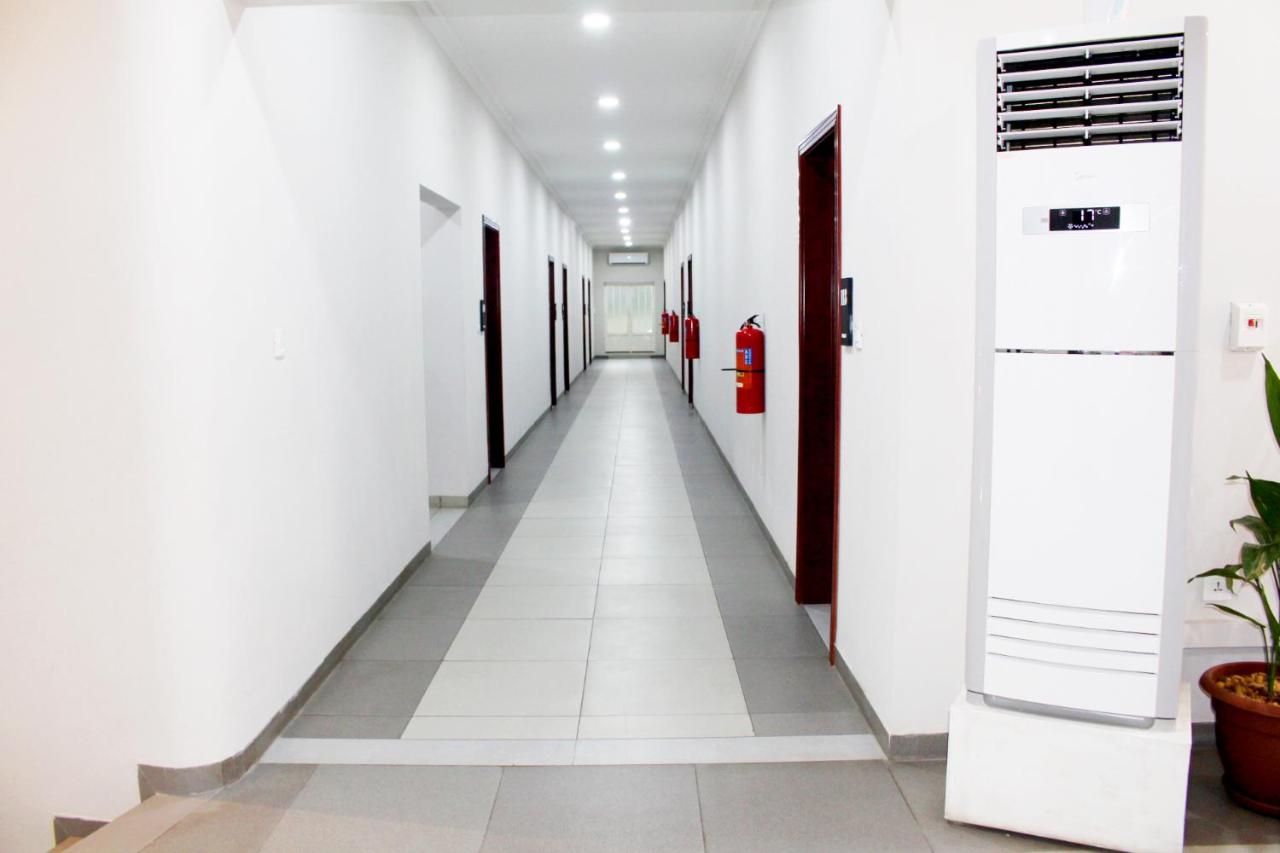 Ixoras Hotel
