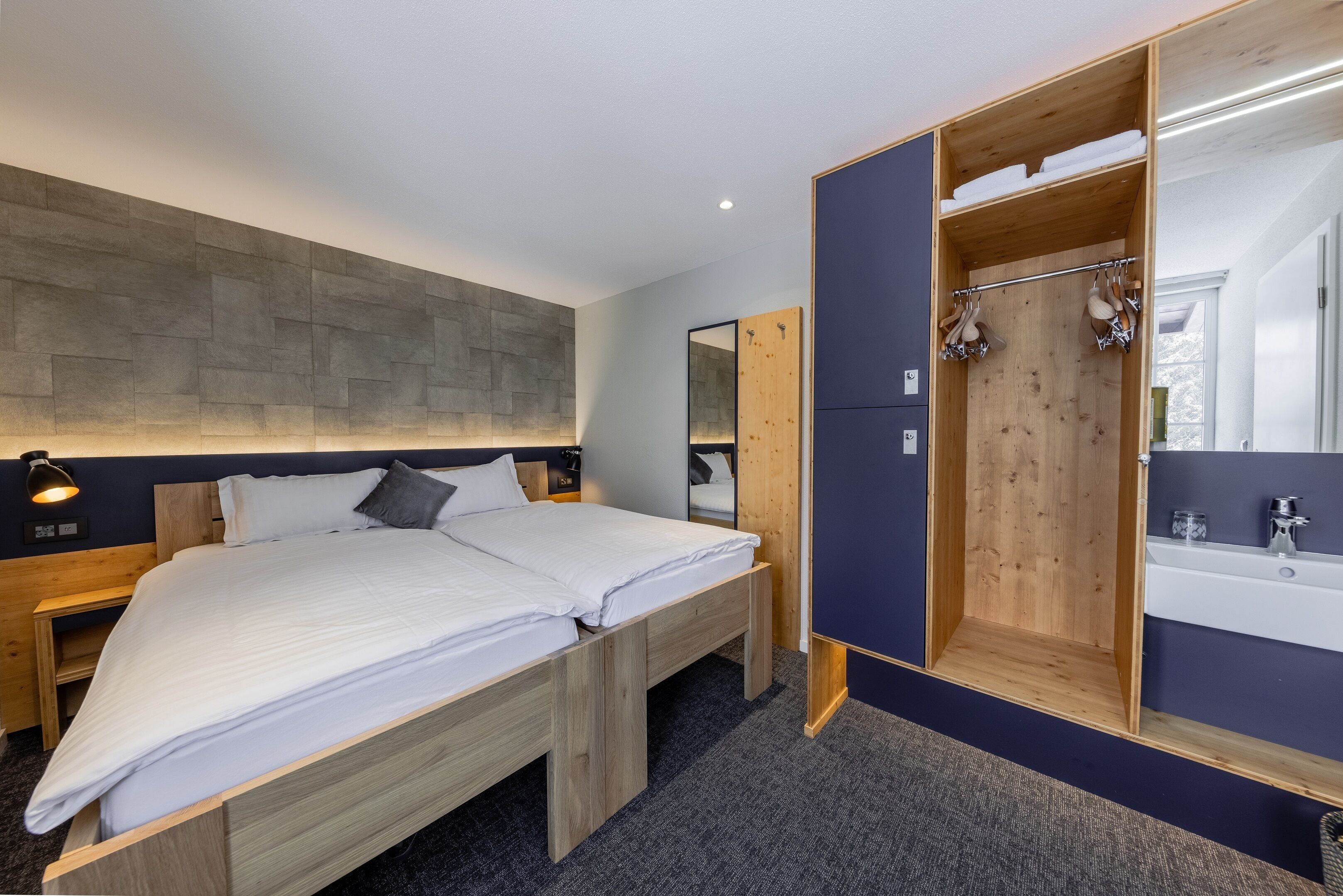 Villars Lodge