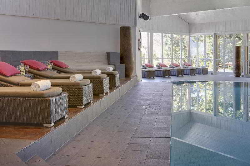 HUUS Hotel Gstaad