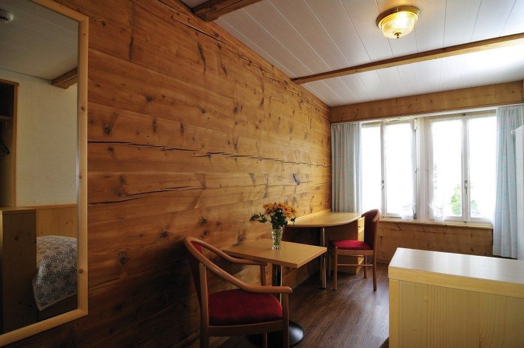 Chalet Swiss