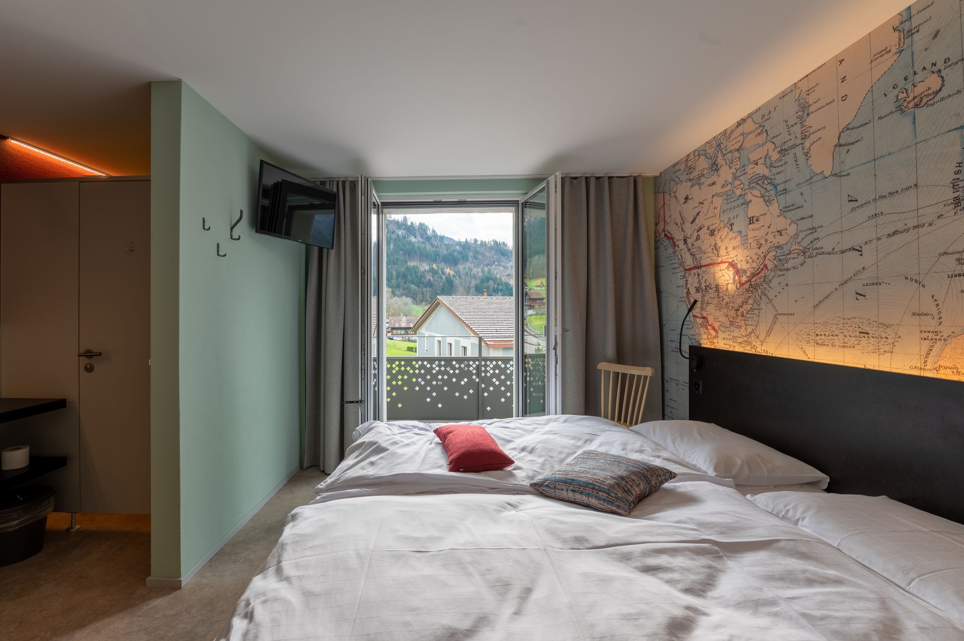 Emma's Hotel Bed & Breakfast