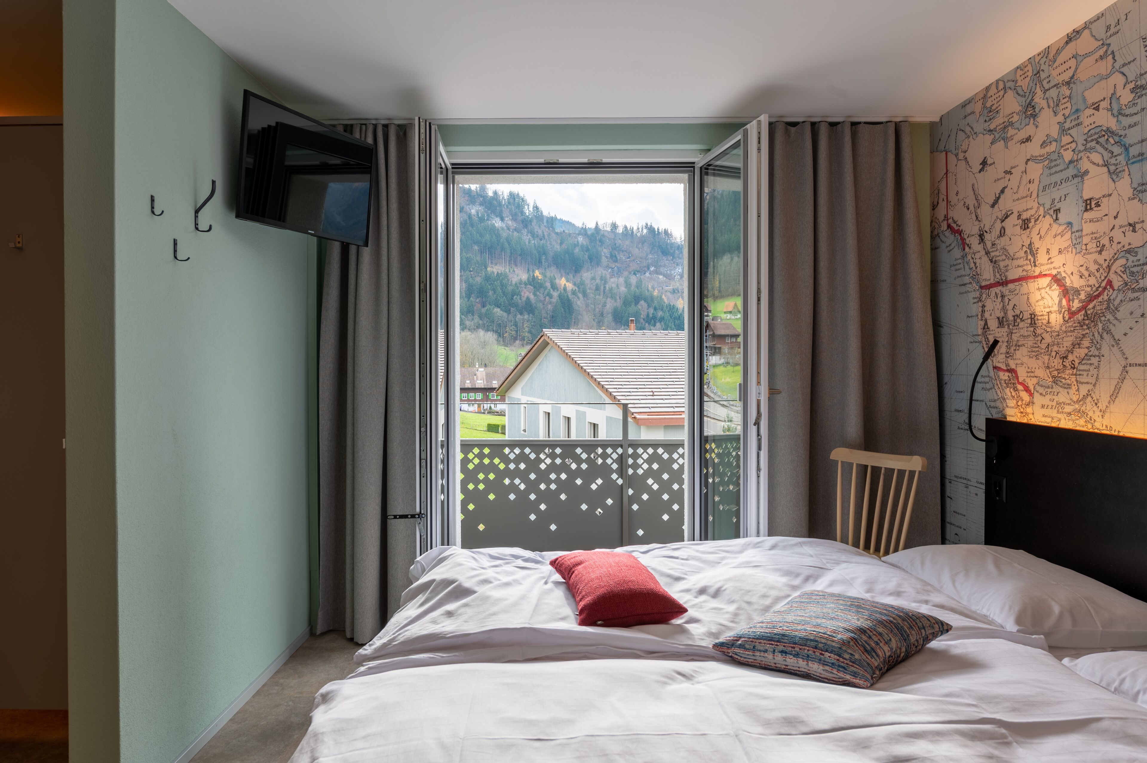 Emma's Hotel Bed & Breakfast