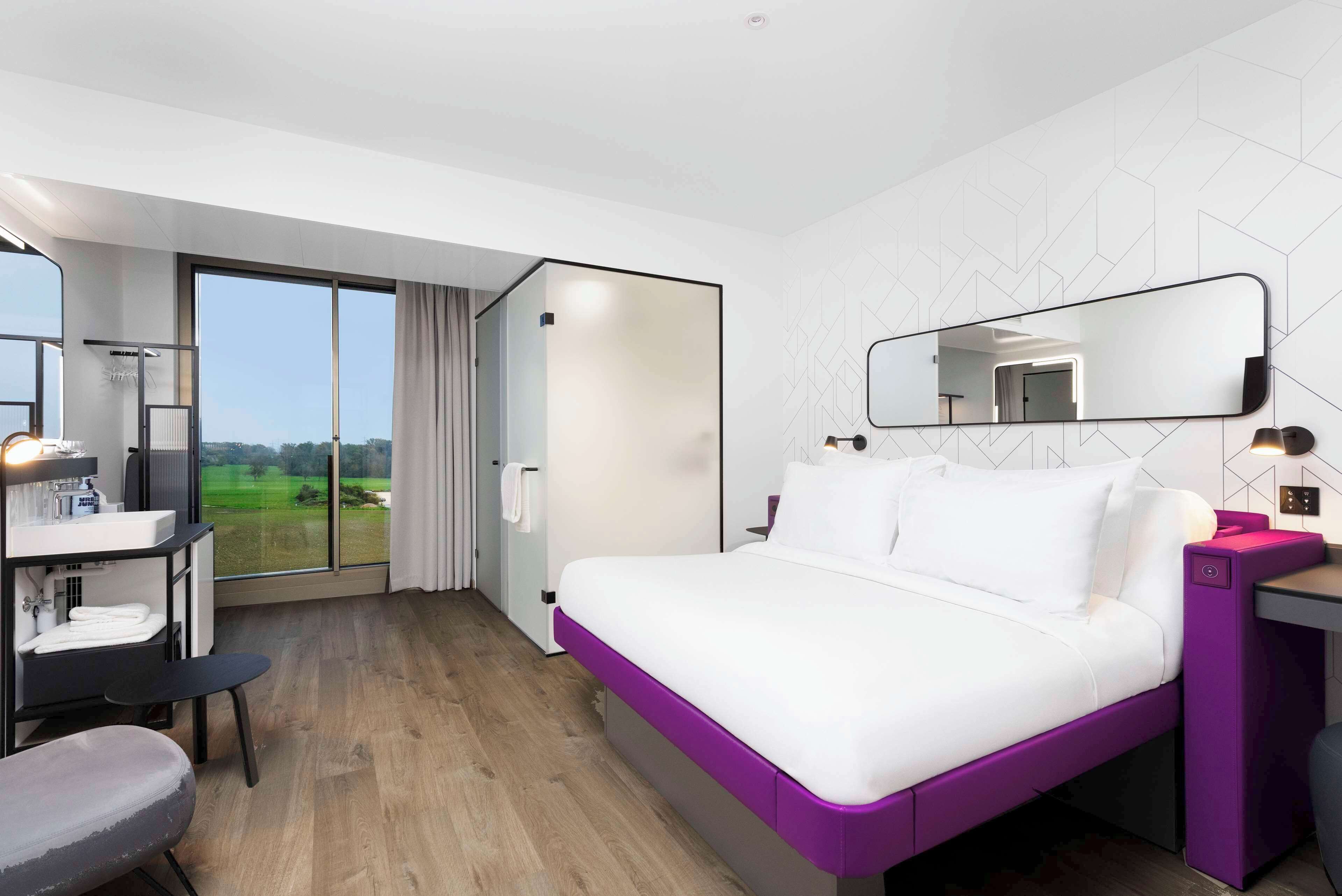 Yotel Geneva Lake