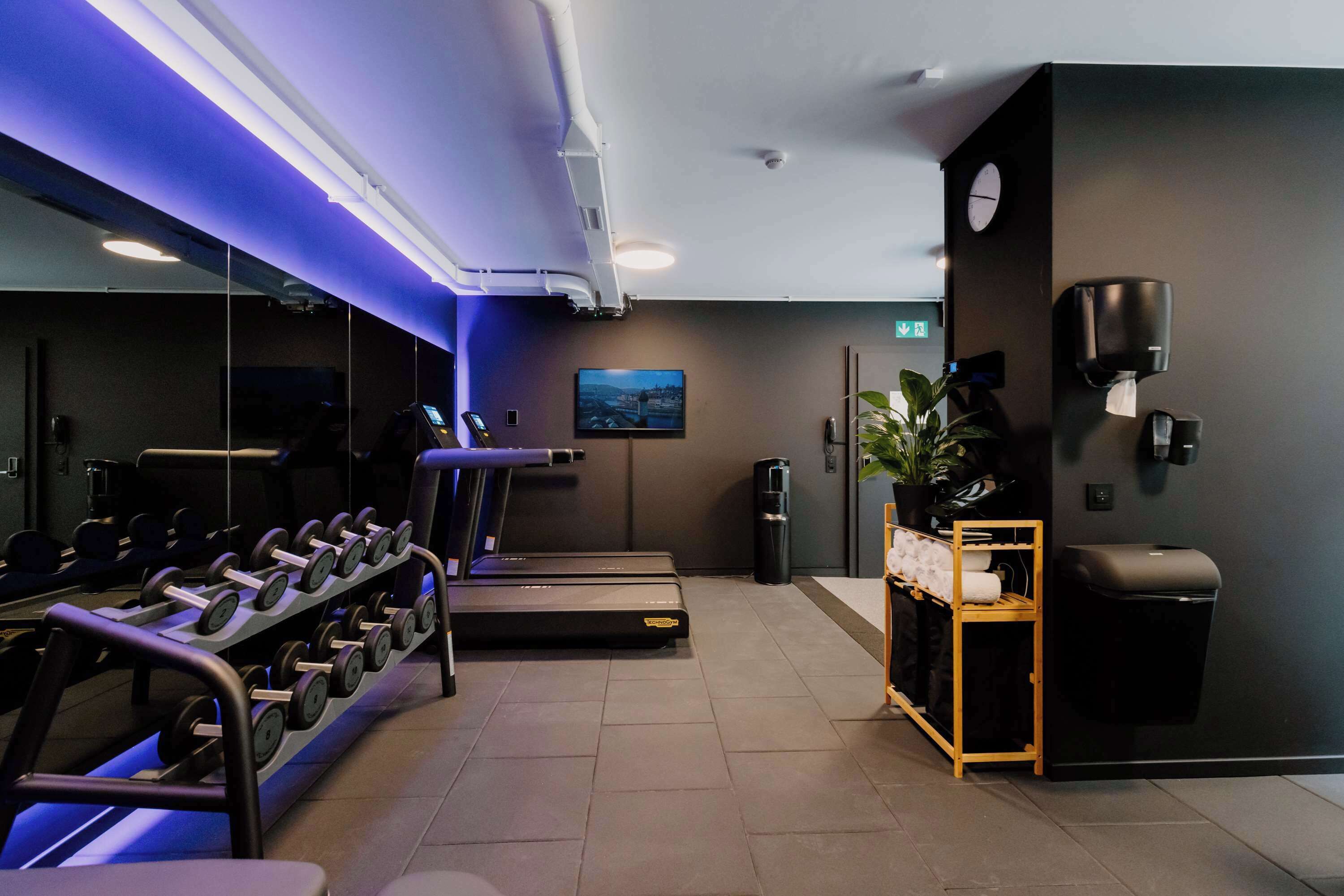 Yotel Geneva Lake