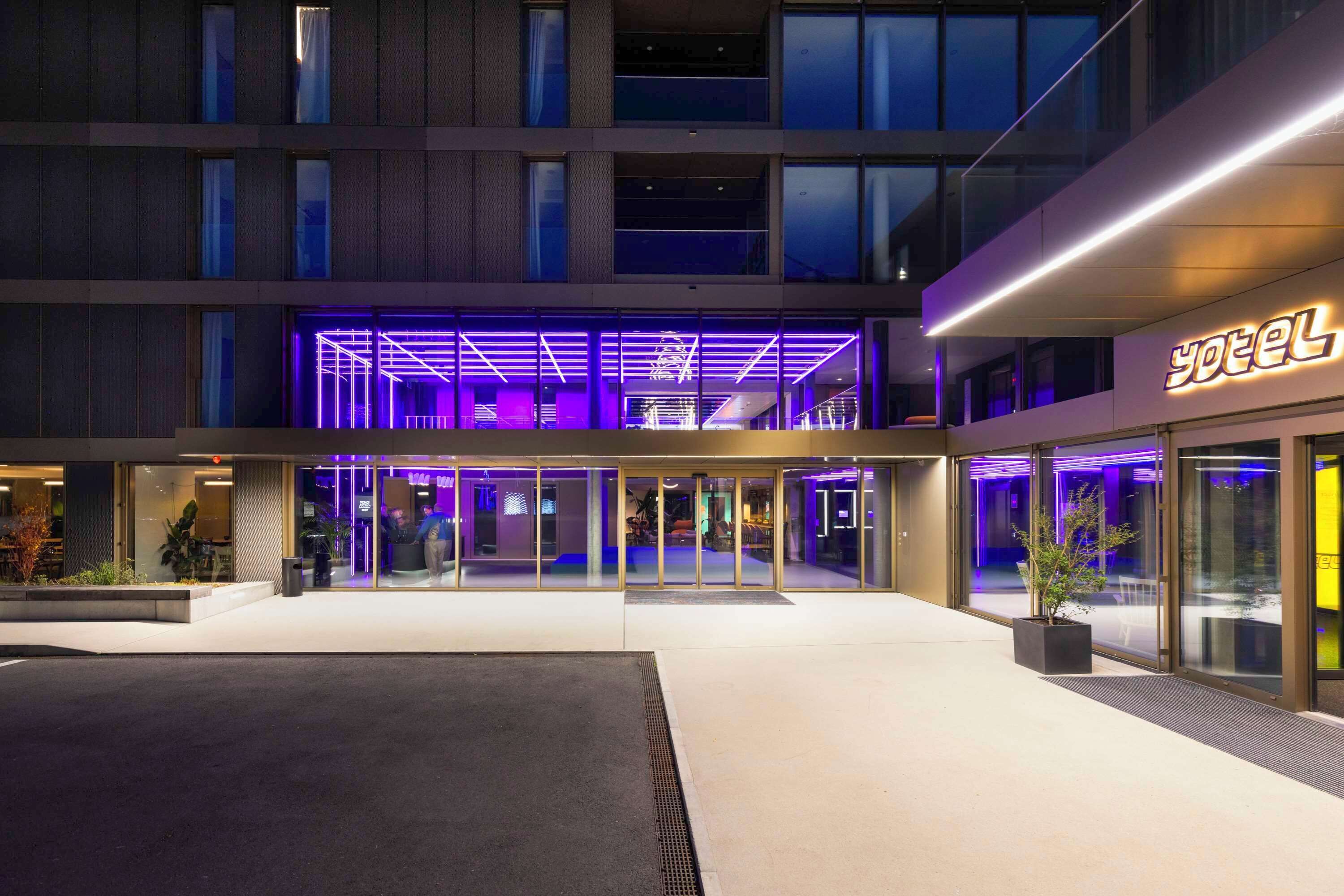 Yotel Geneva Lake