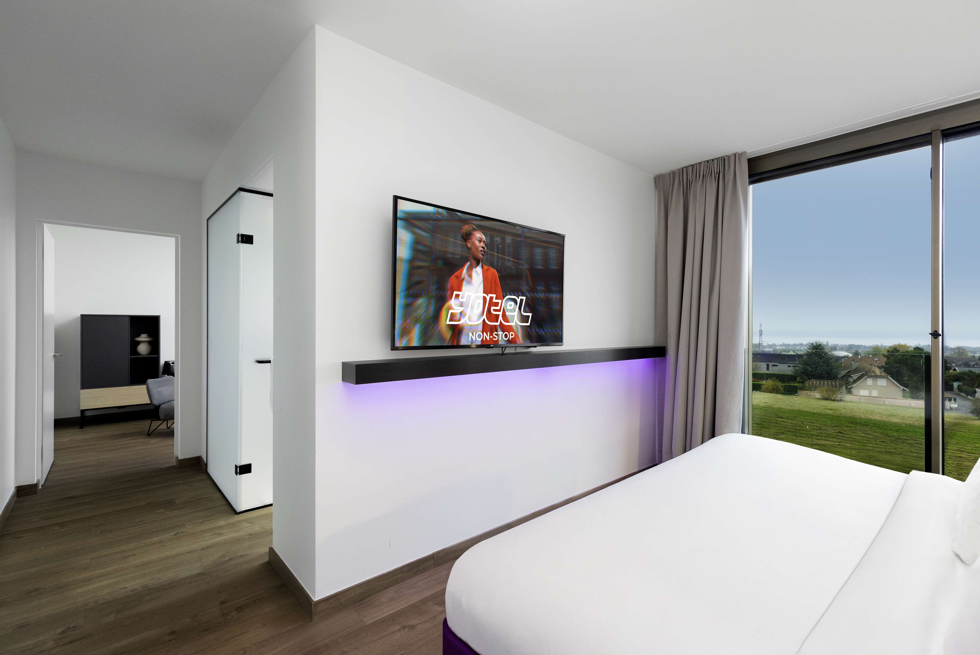 Yotel Geneva Lake