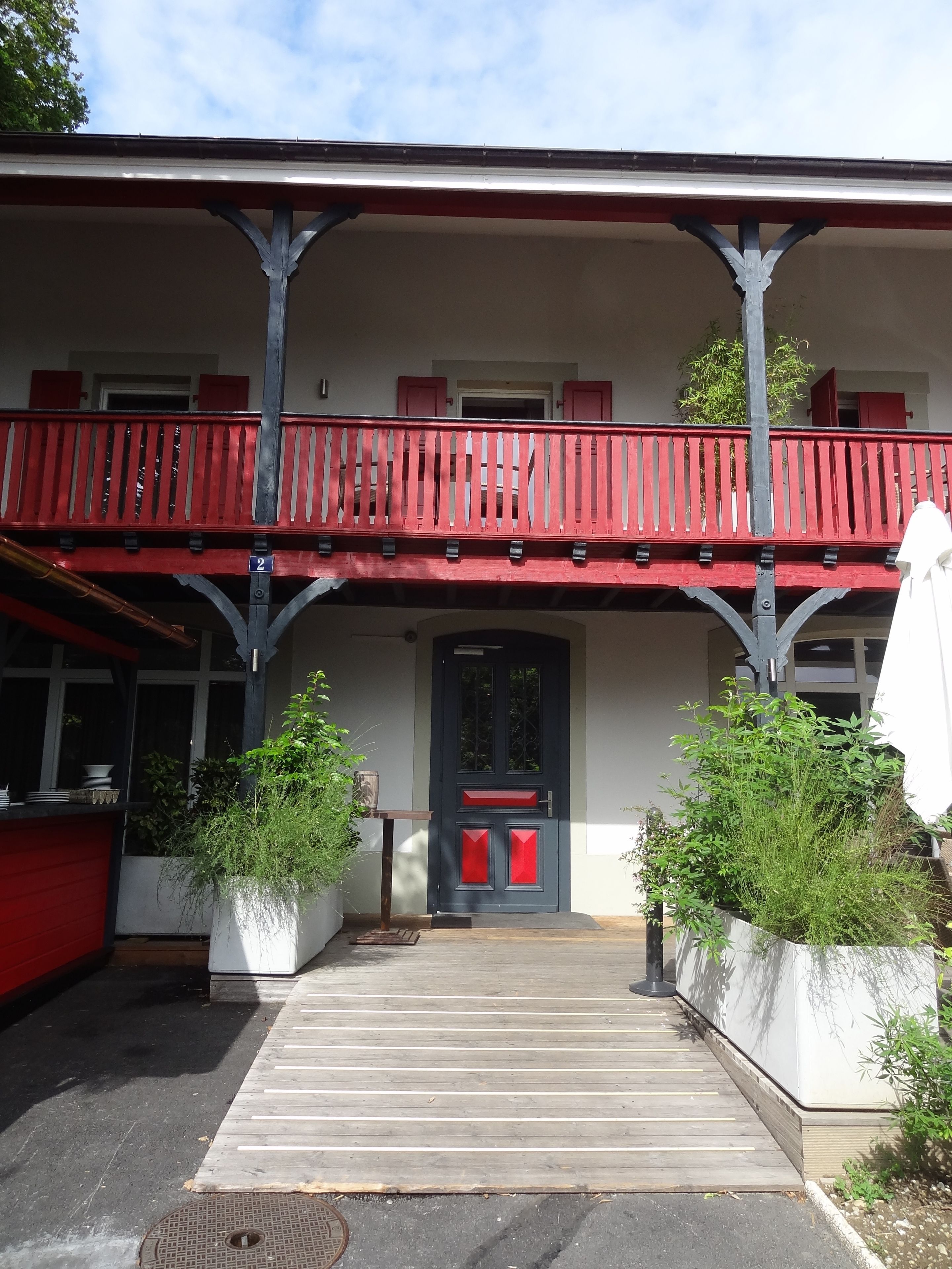 Chez Maman Boutique-Hotel & Restaurant