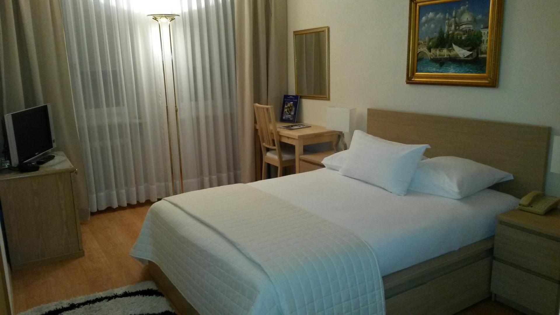 Hotel Century Genève