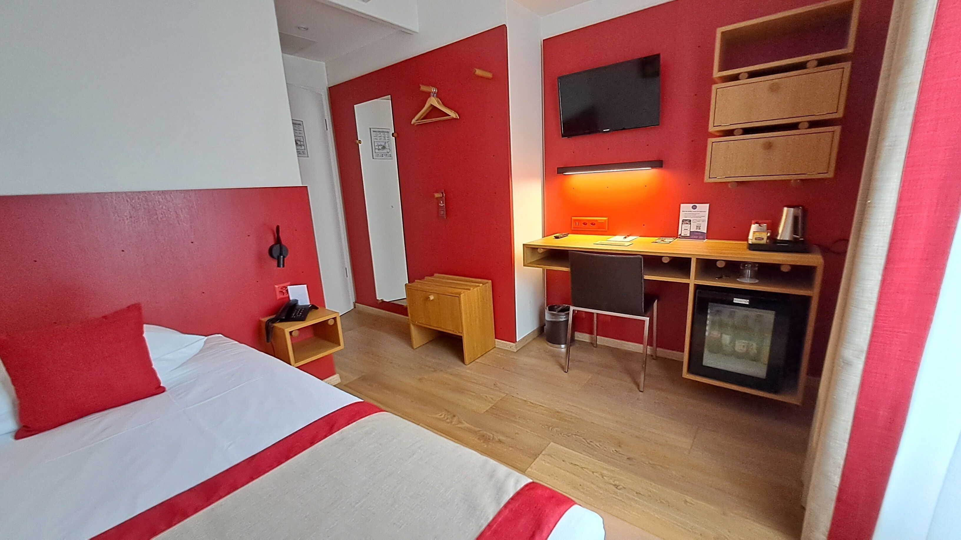 International & Terminus